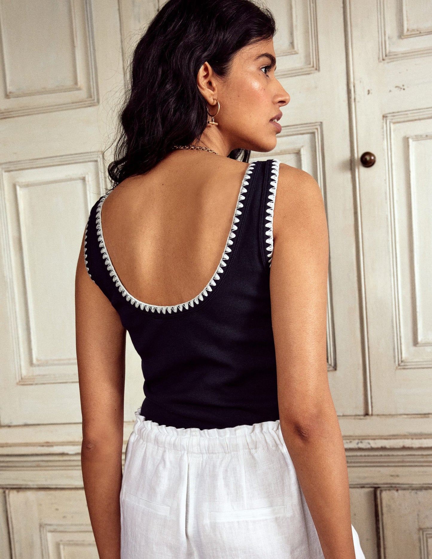 Crochet Trim Scoop Neck Vest