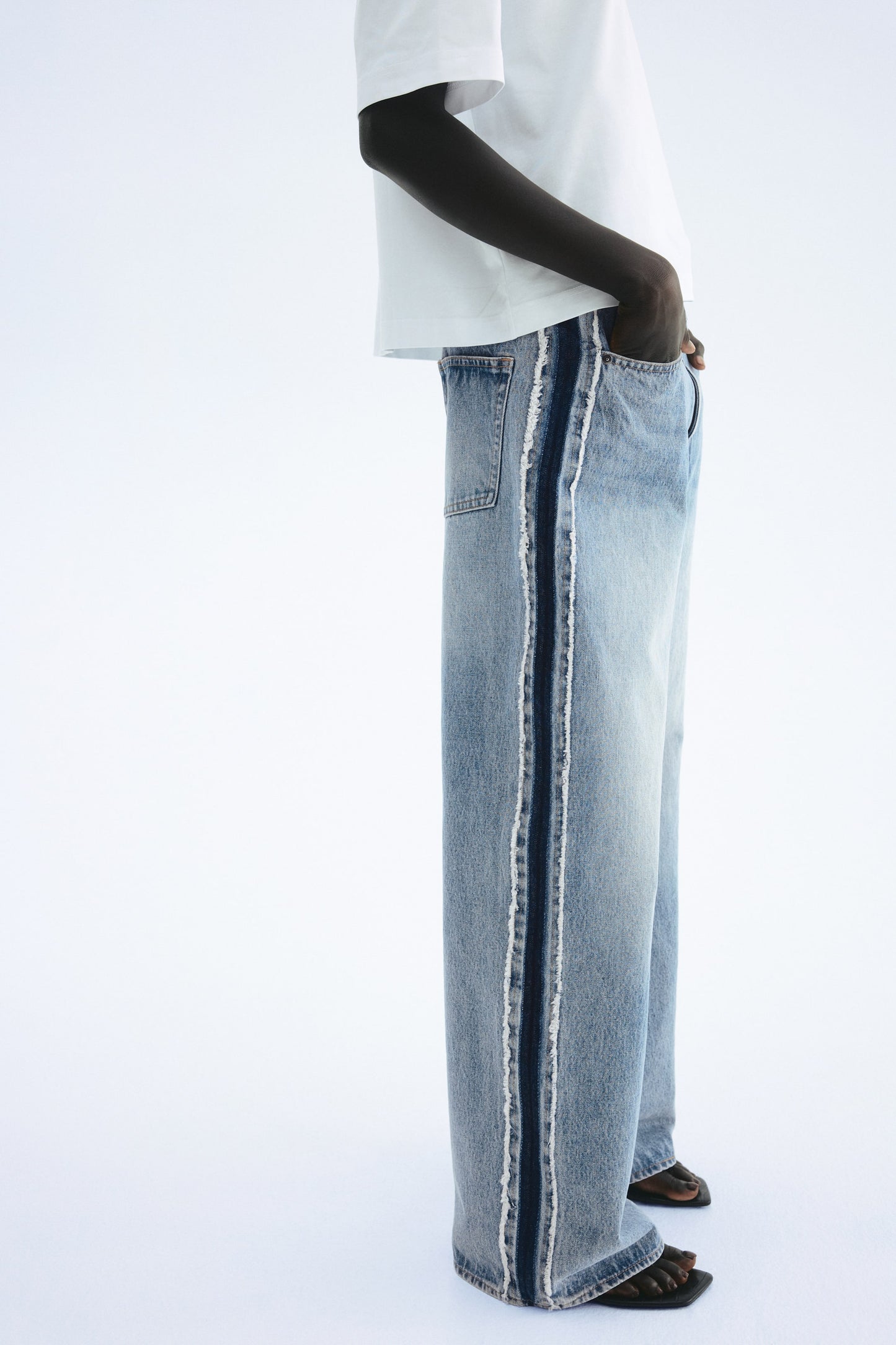 Side-panelled jeans