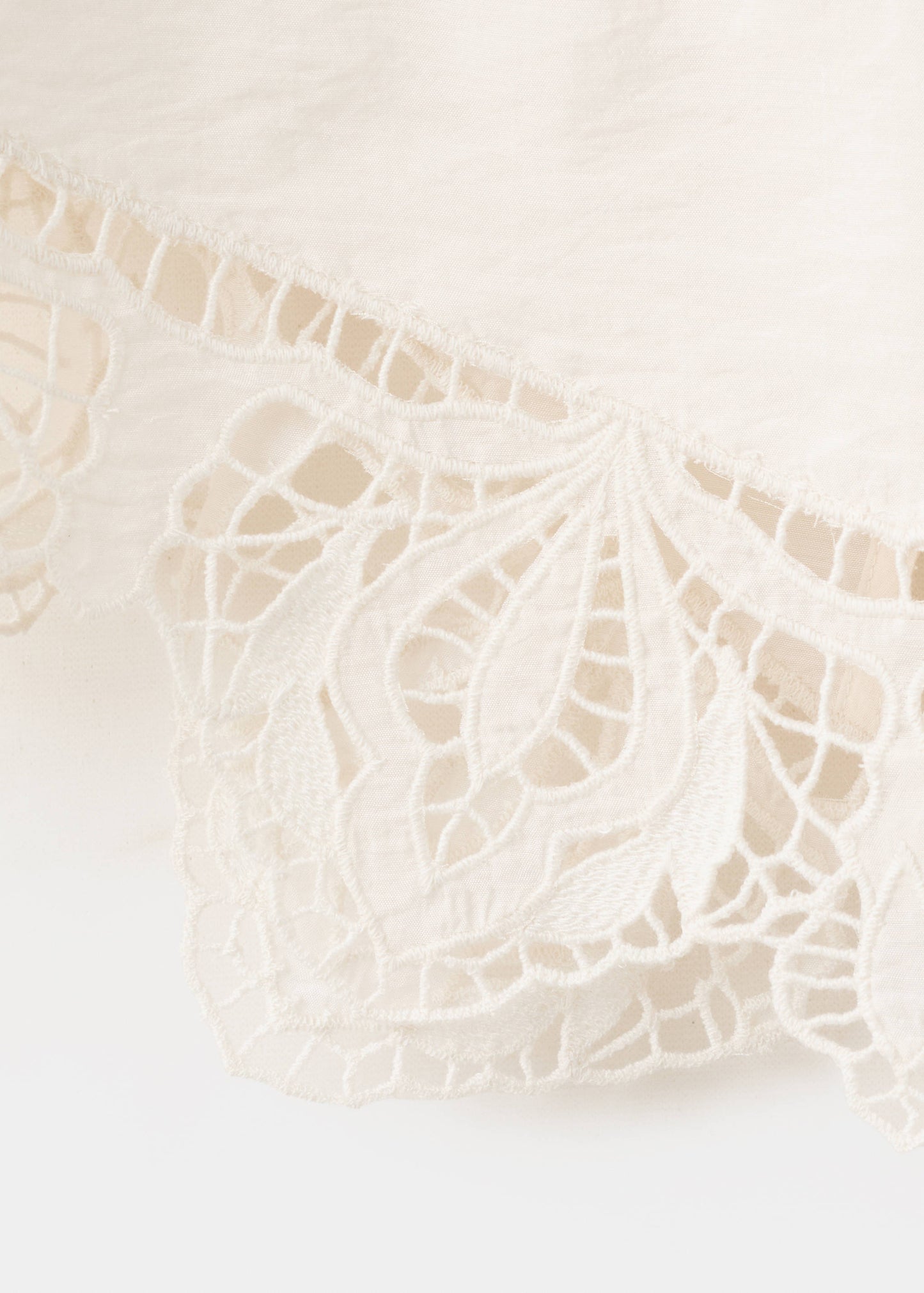 Broderie anglaise crop top