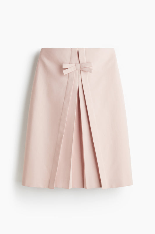 Bow-front skirt