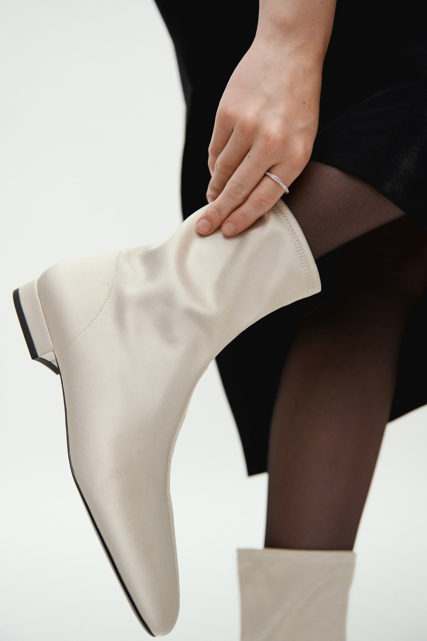 Ankle-high sock boots