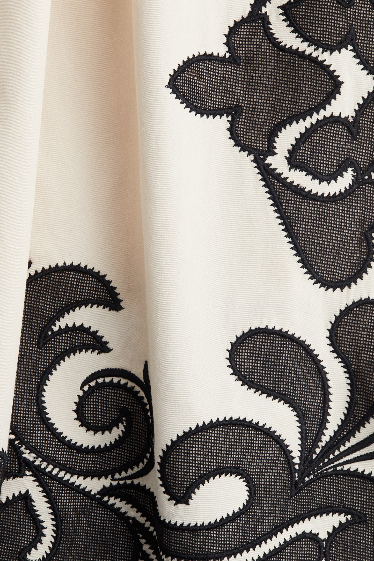 Embroidered shift dress