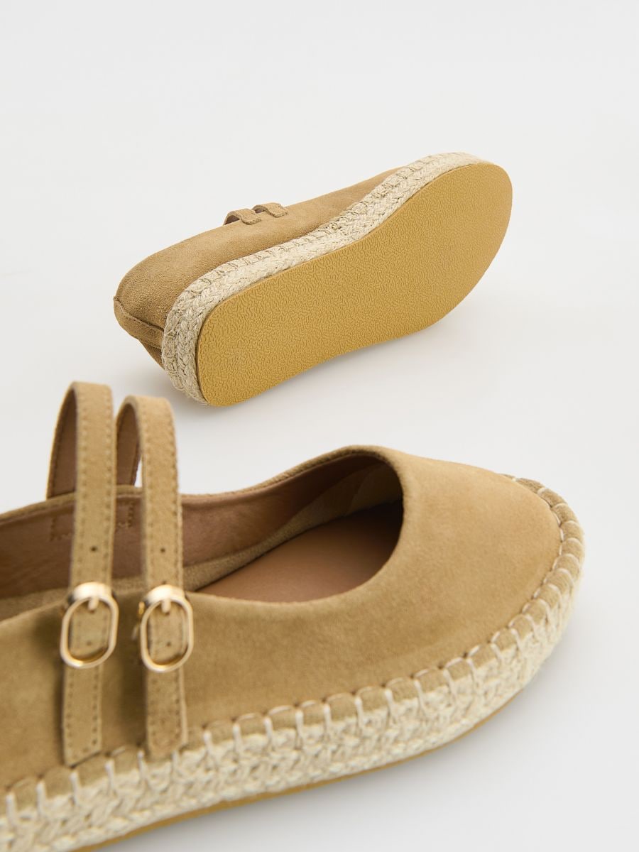 Suede espadrilles