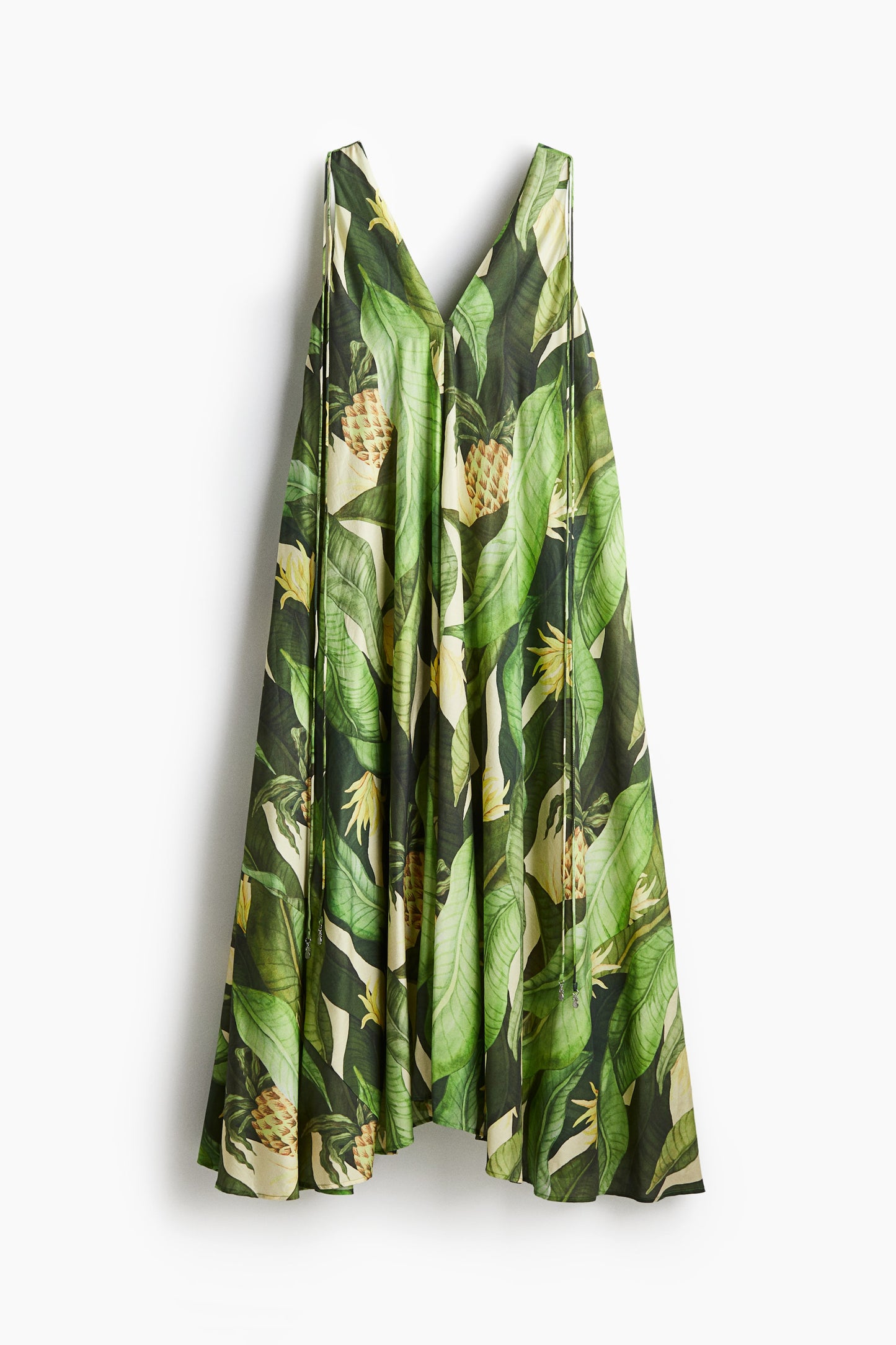 Voluminous maxi dress