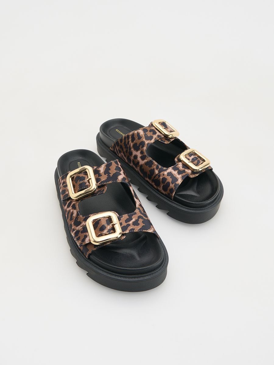 Animal motif sliders