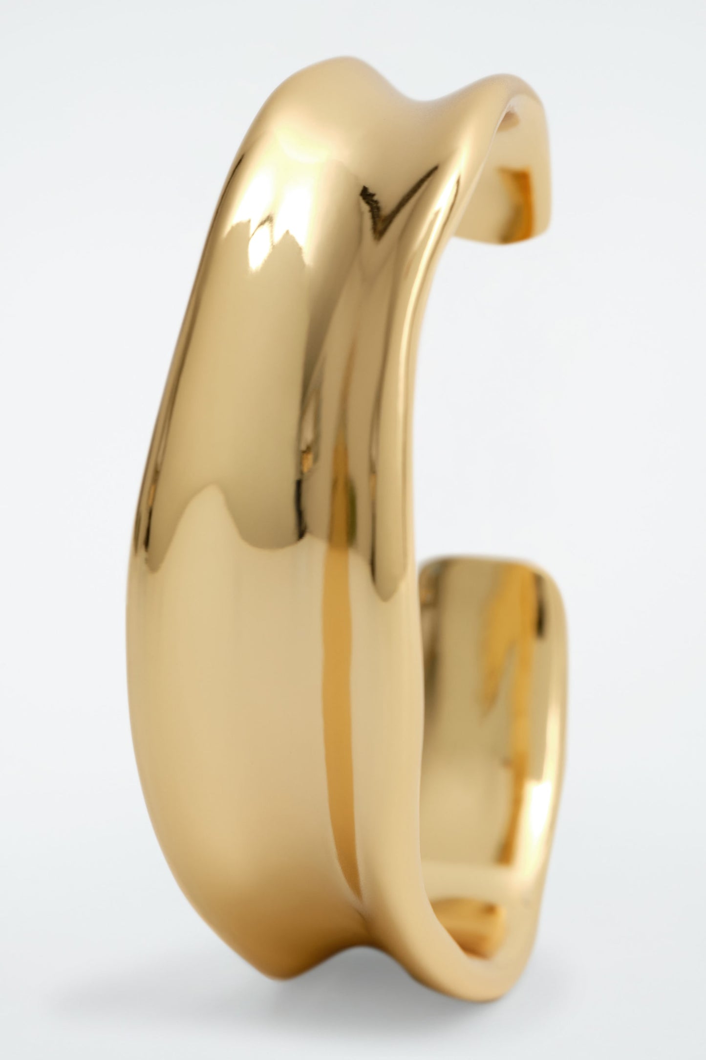 Slim Sculpted Cuff