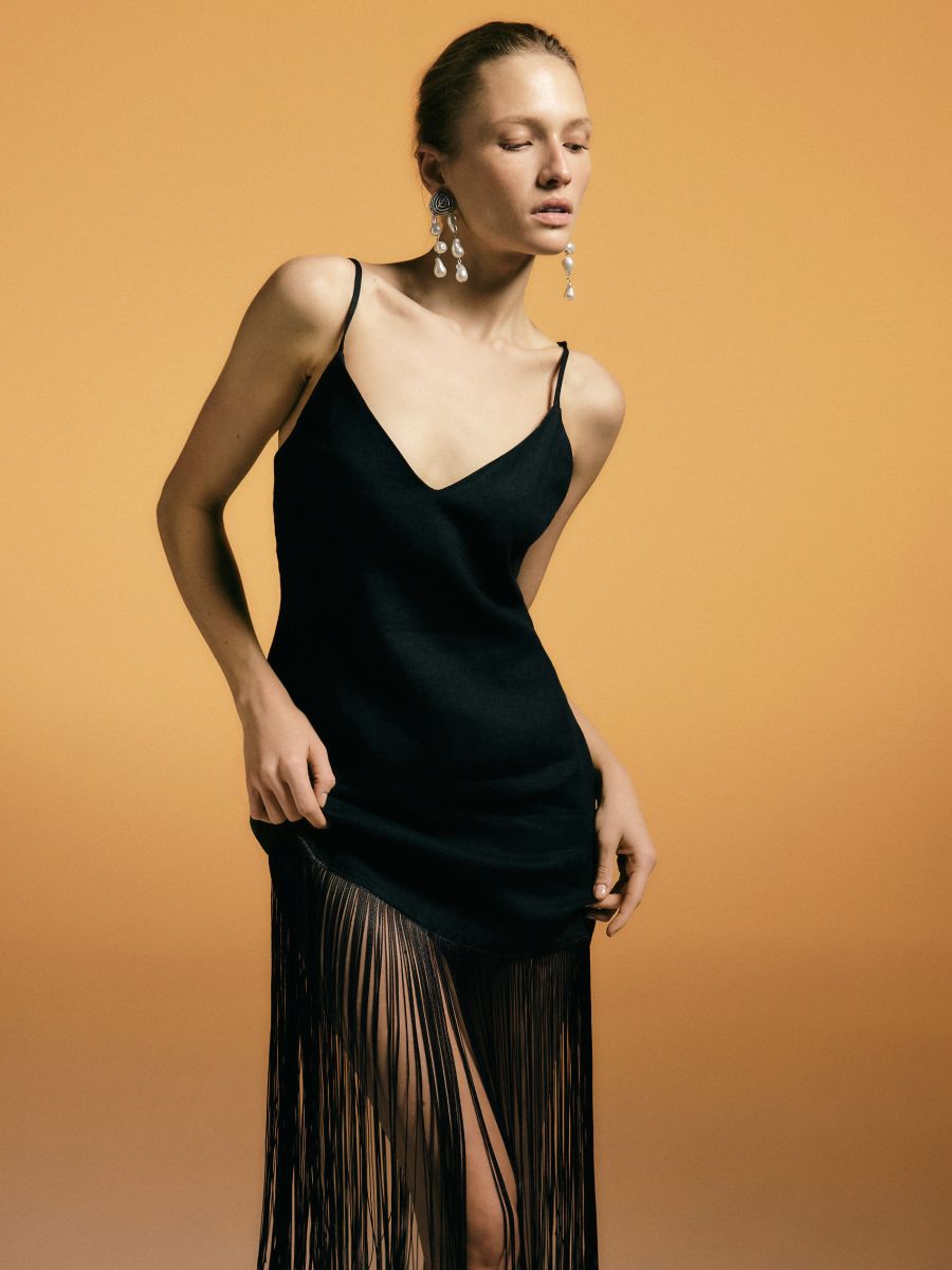 Linen dress with fringes