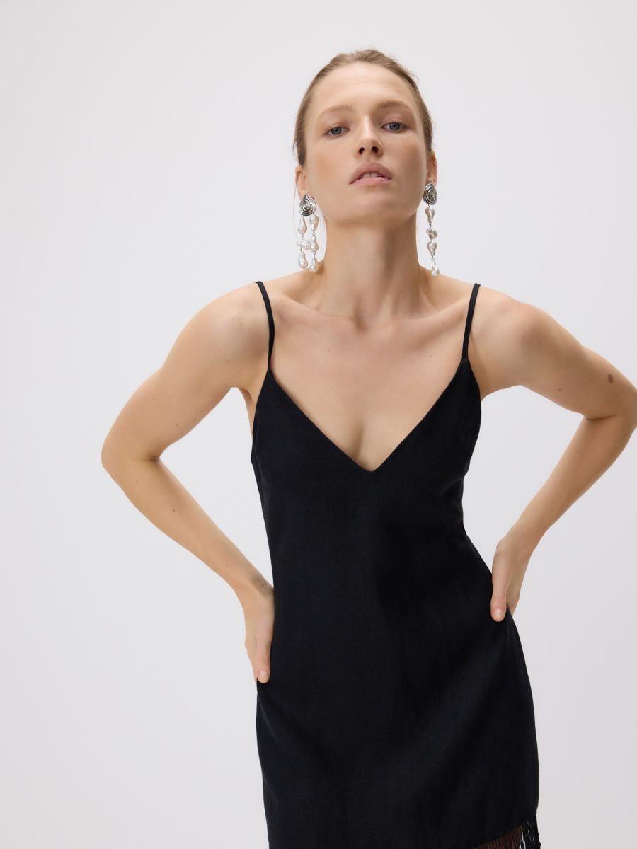 Linen dress with fringes