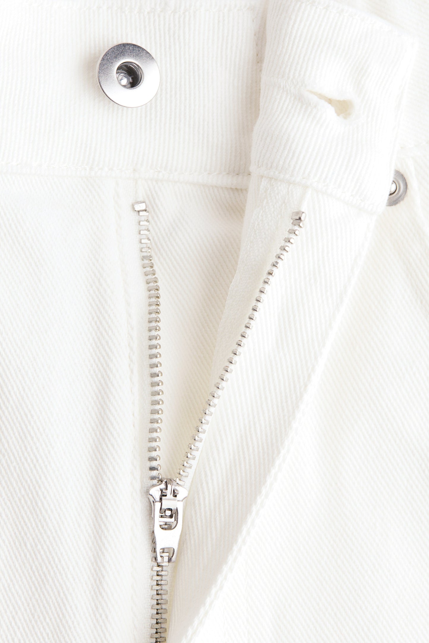 Broderie anglaise jeans