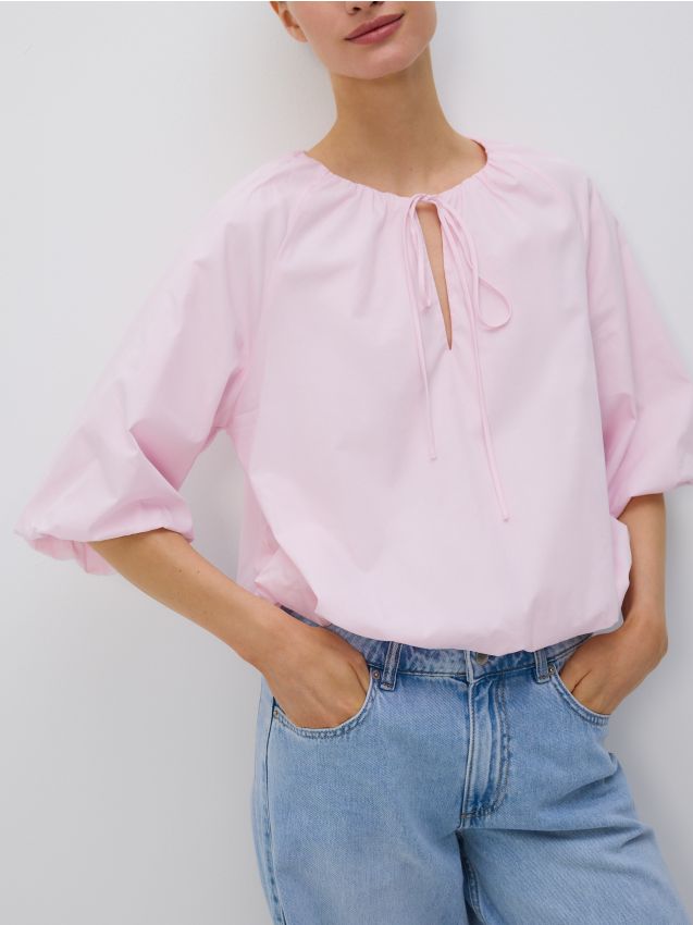Wide-leg jeans with bows