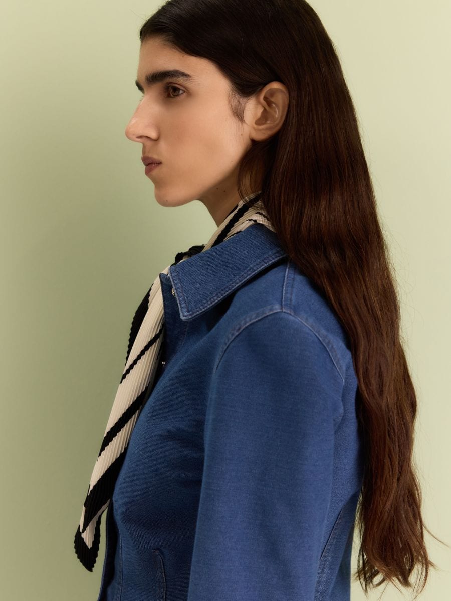 Denim shirt with darts