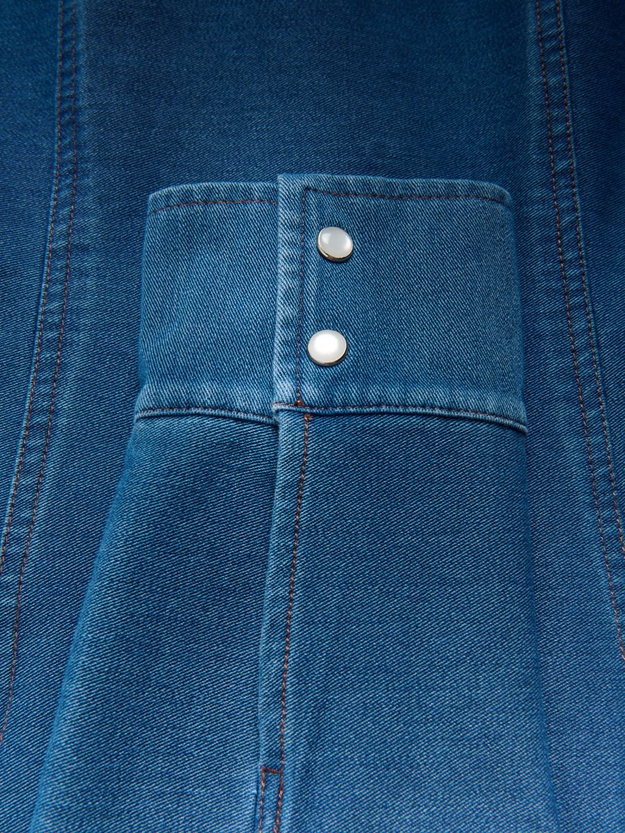 Denim shirt with darts