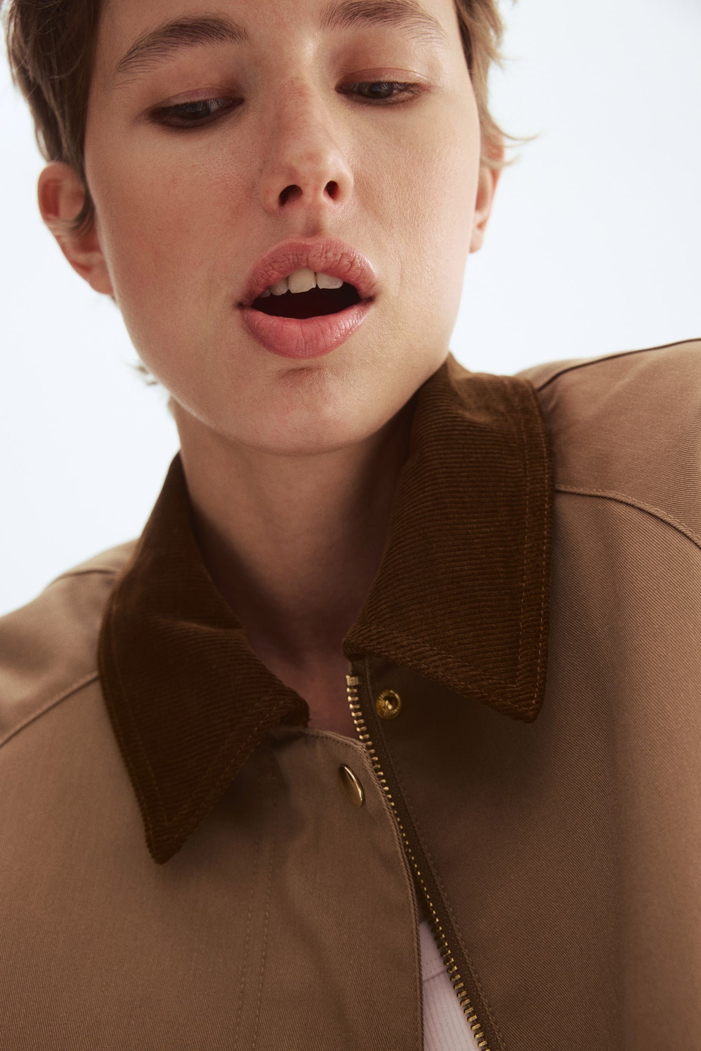 Corduroy-collar jacket
