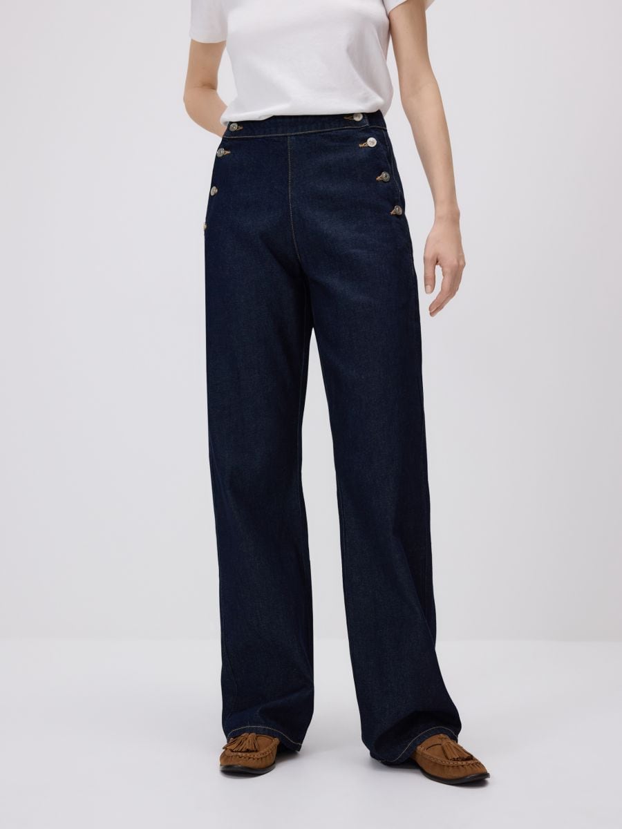 Wide leg jeans