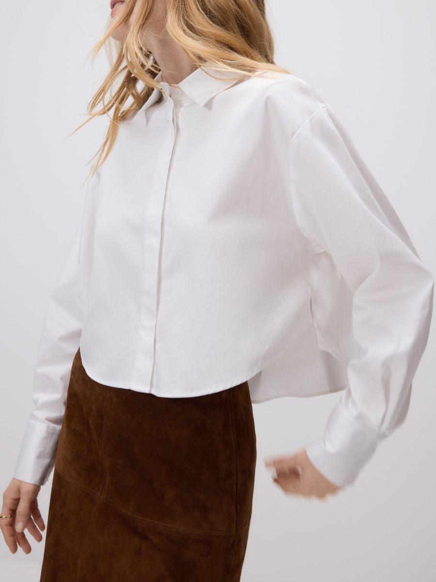 Cropped shirt