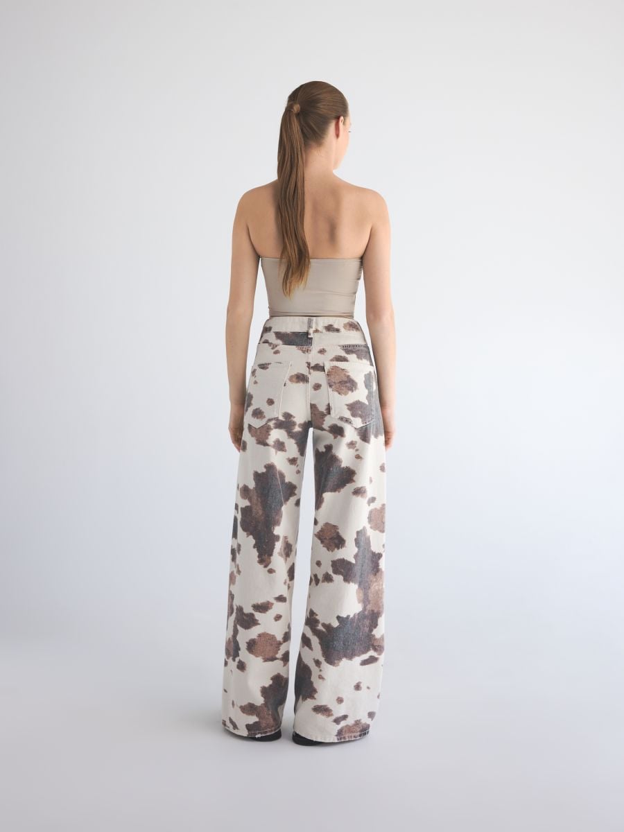 LADIES` JEANS TROUSERS