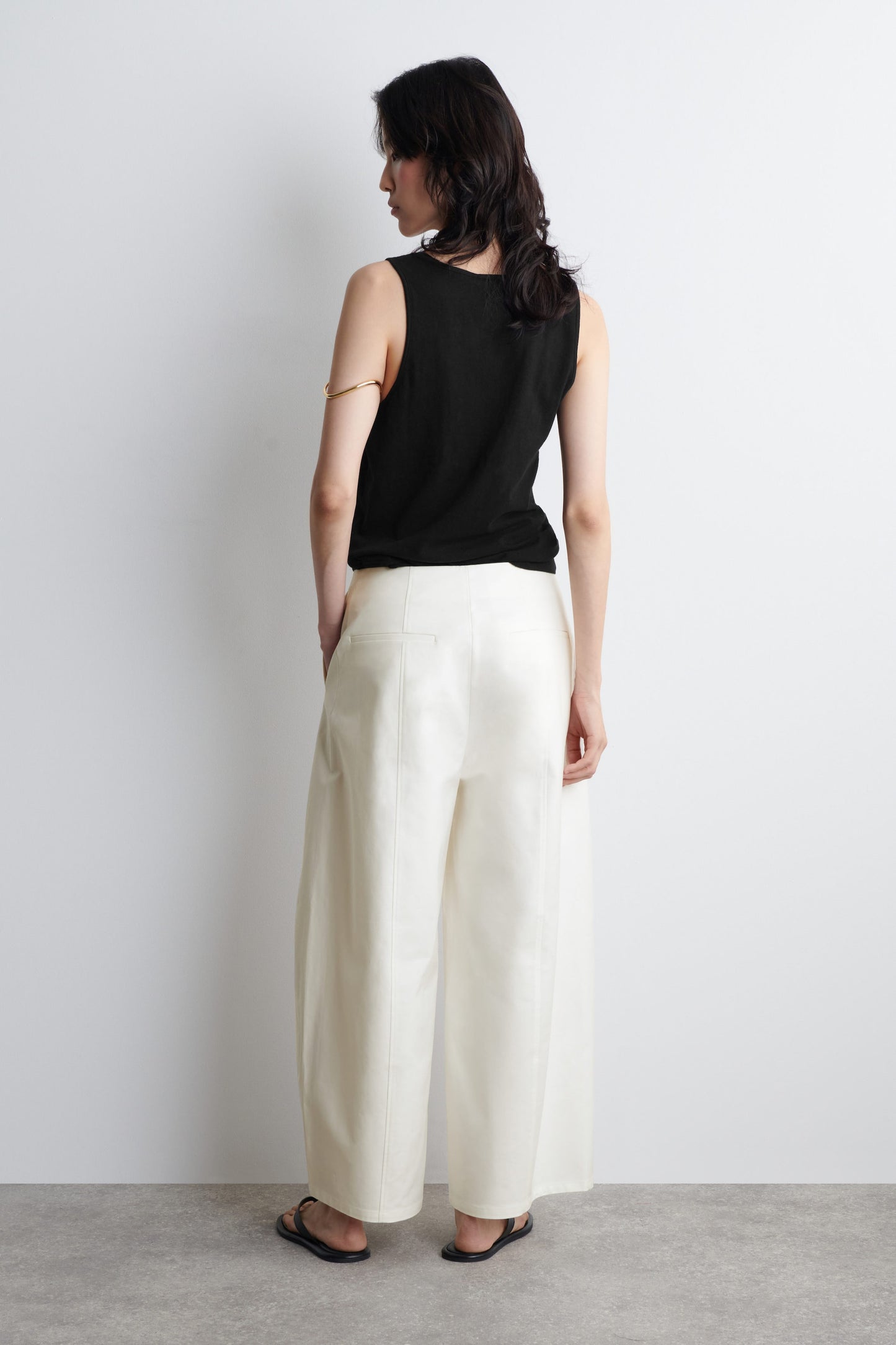 Cropped Barrel-Leg Cotton Trousers