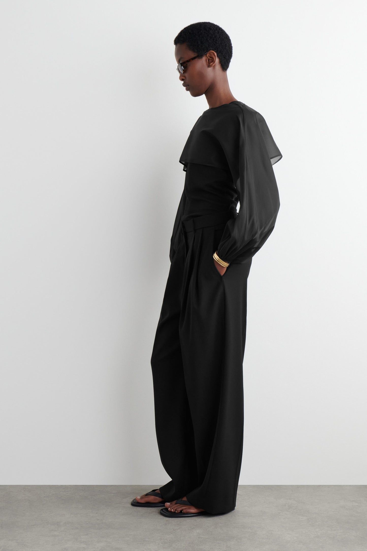 Balloon-sleeve sheer silk hybrid