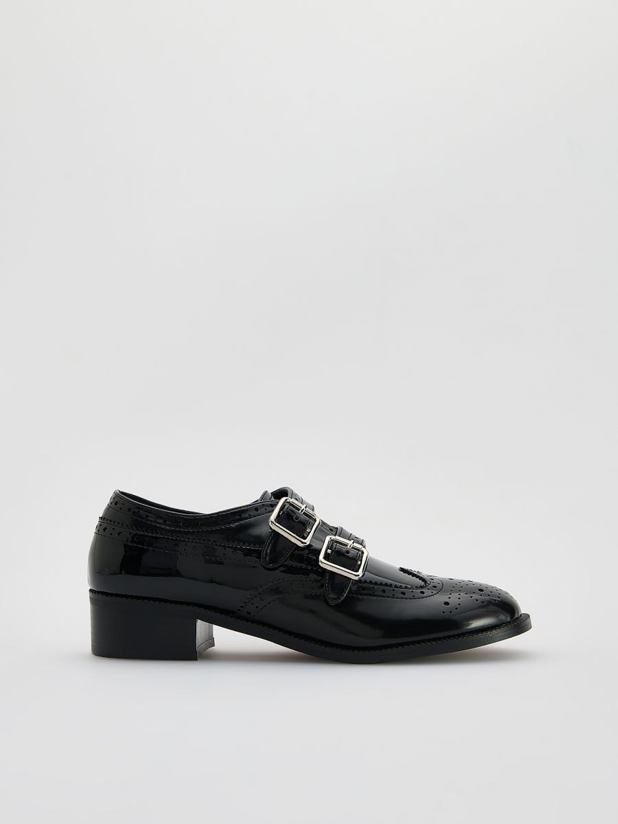 Heeled loafers