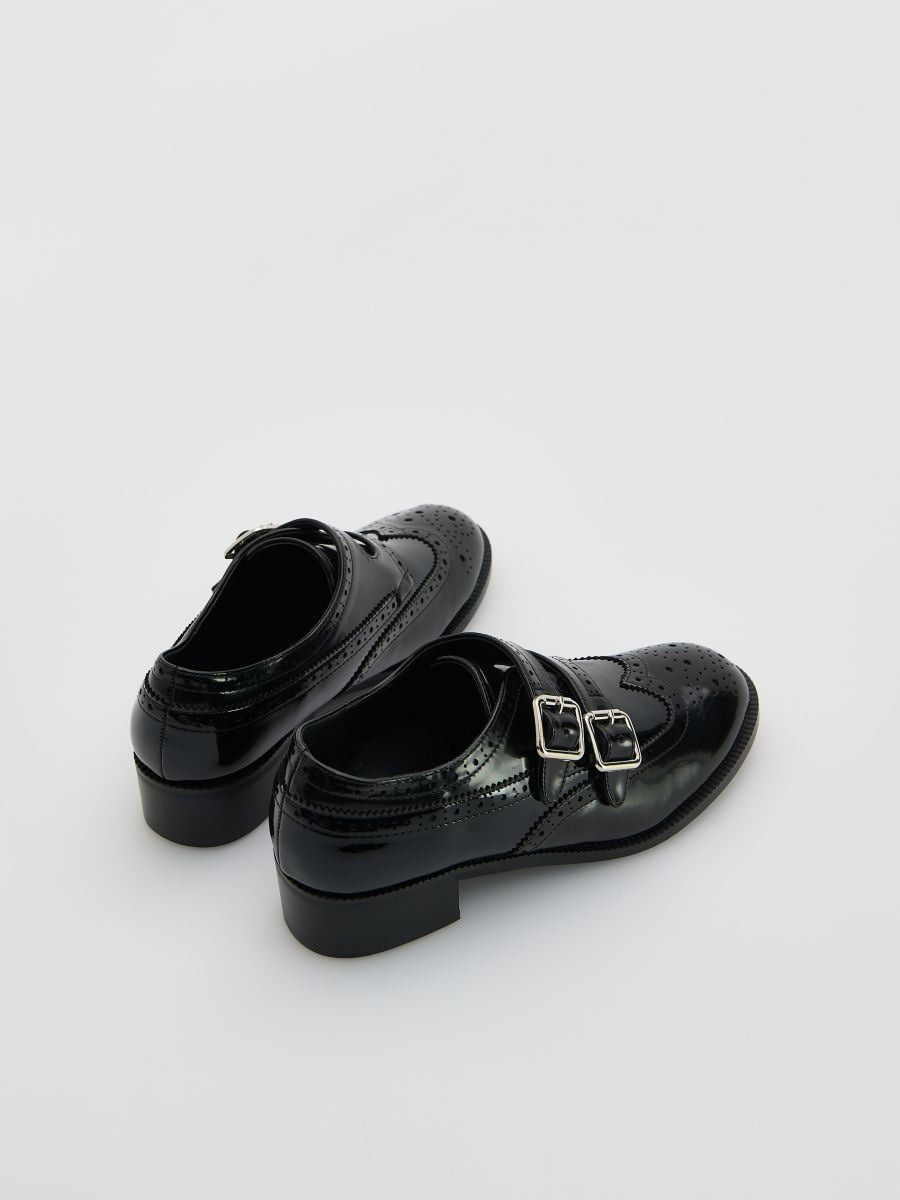 Heeled loafers