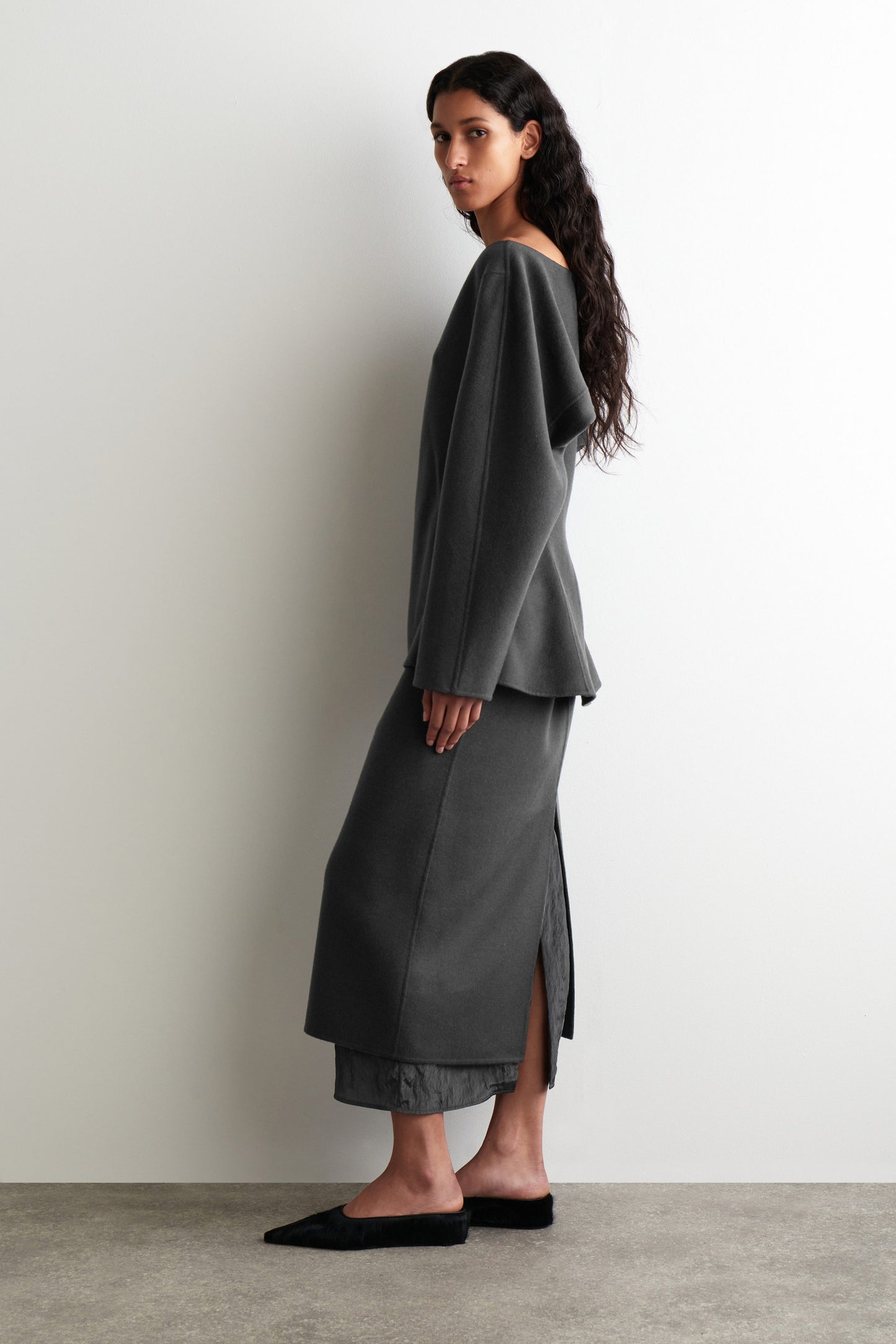 Double-Faced Wool Pencil Skirt
