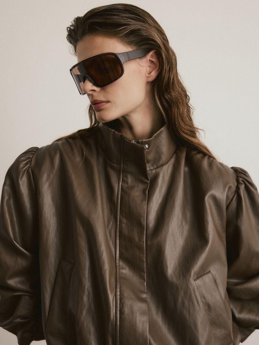 Mandarin collar short jacket