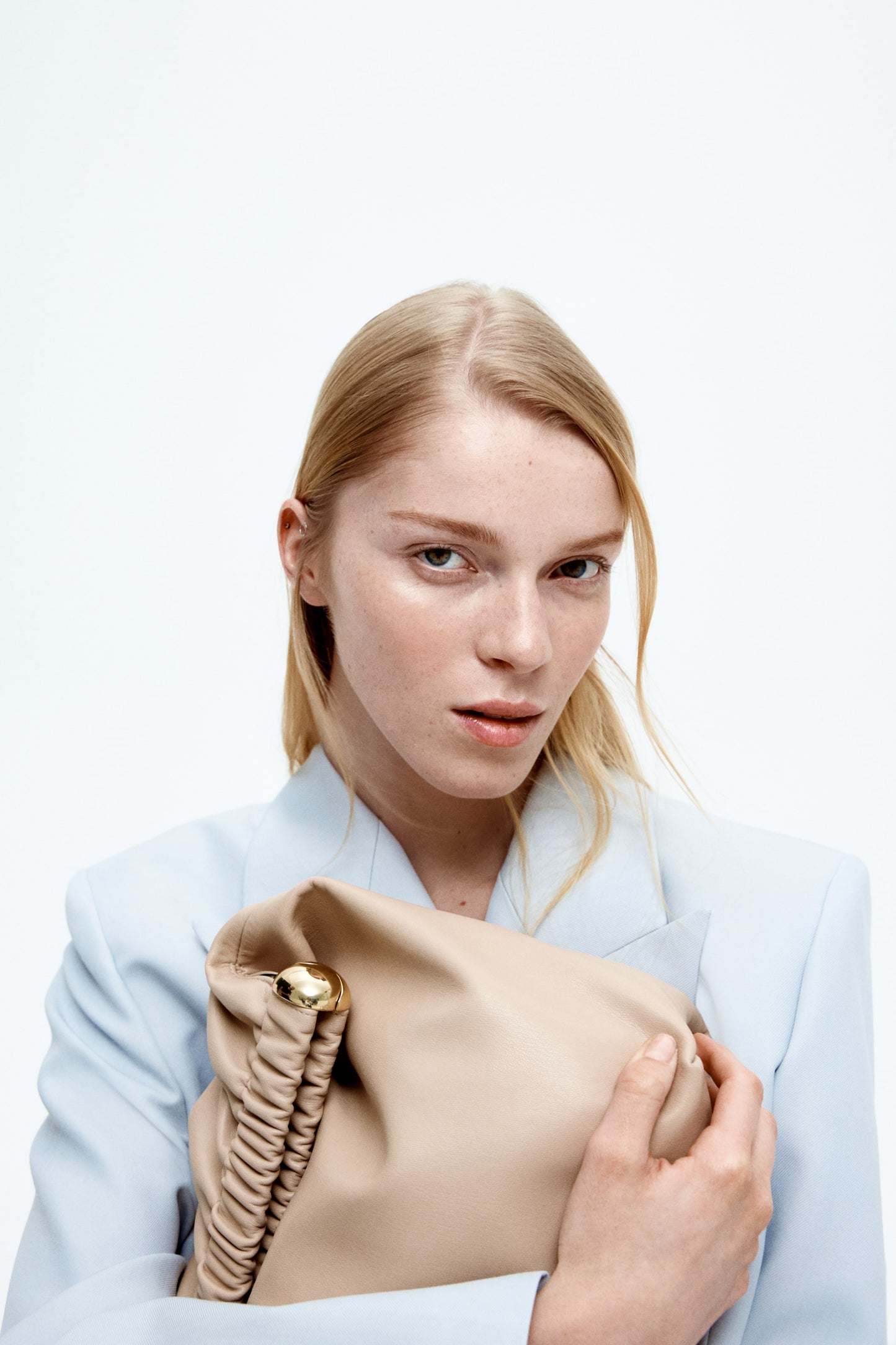 Coated clutch