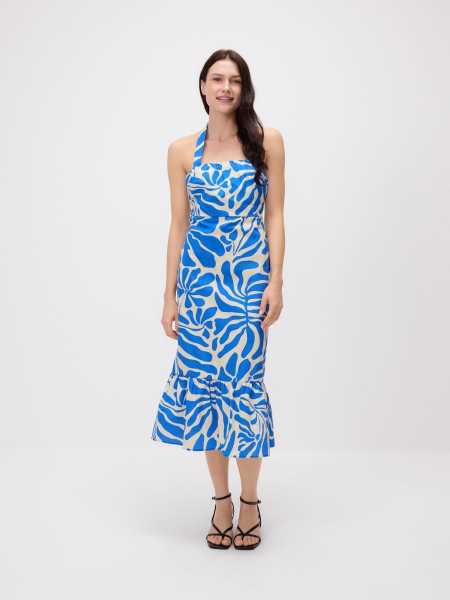 Simple neckline dress