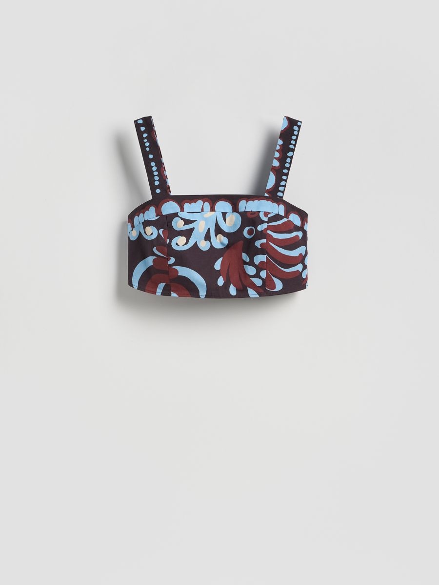 Patterned top