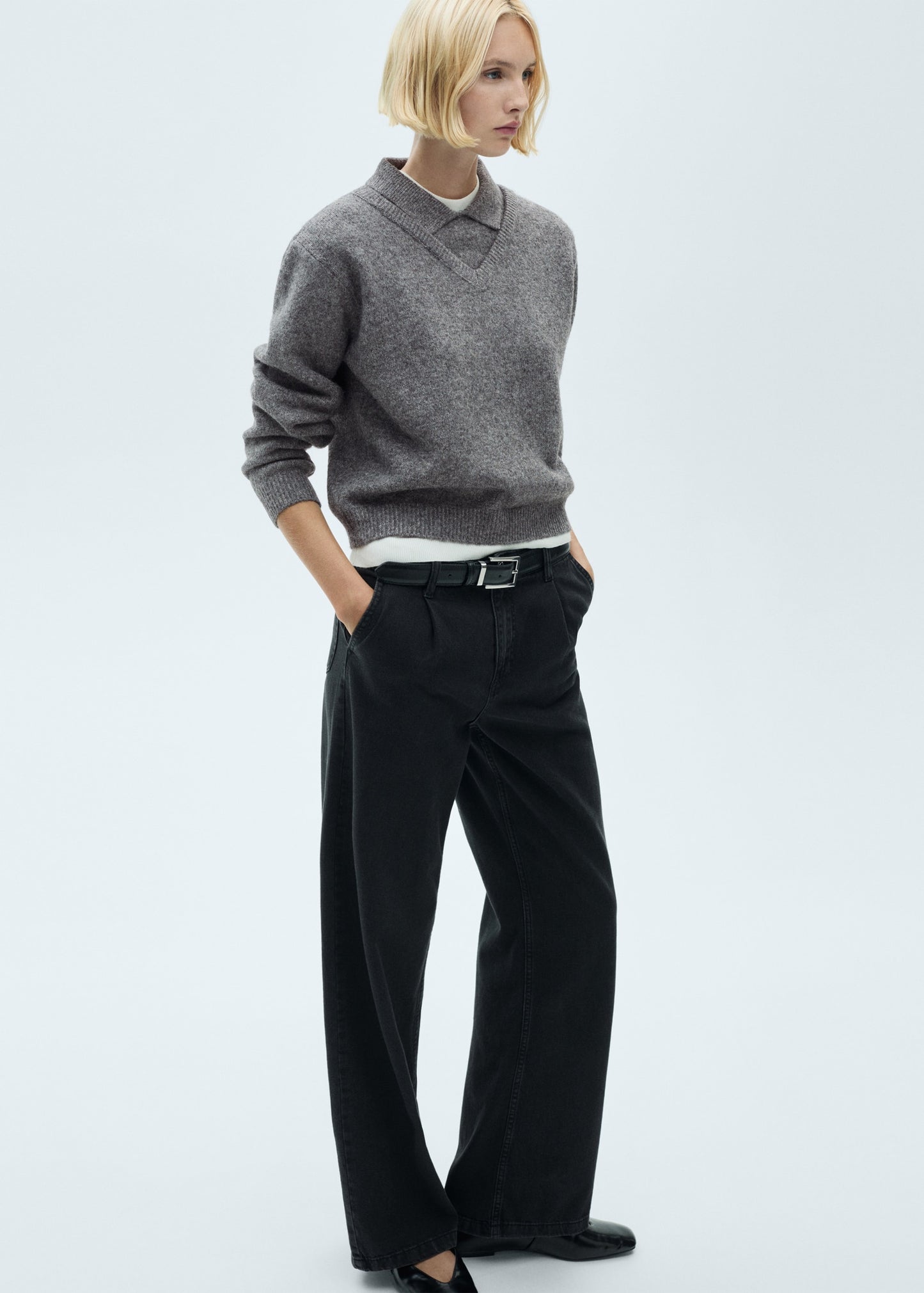 Combined shirt-collar sweater