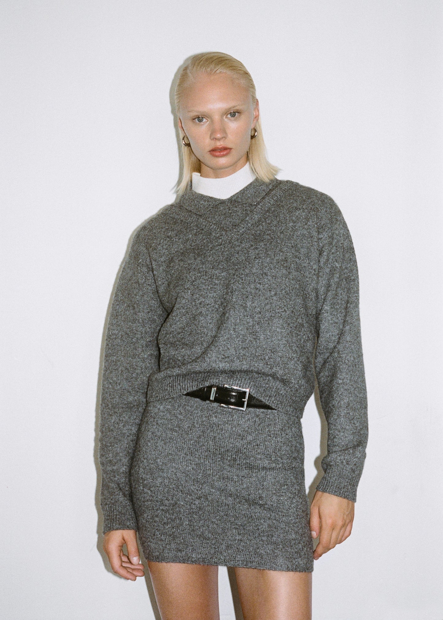 Combined shirt-collar sweater