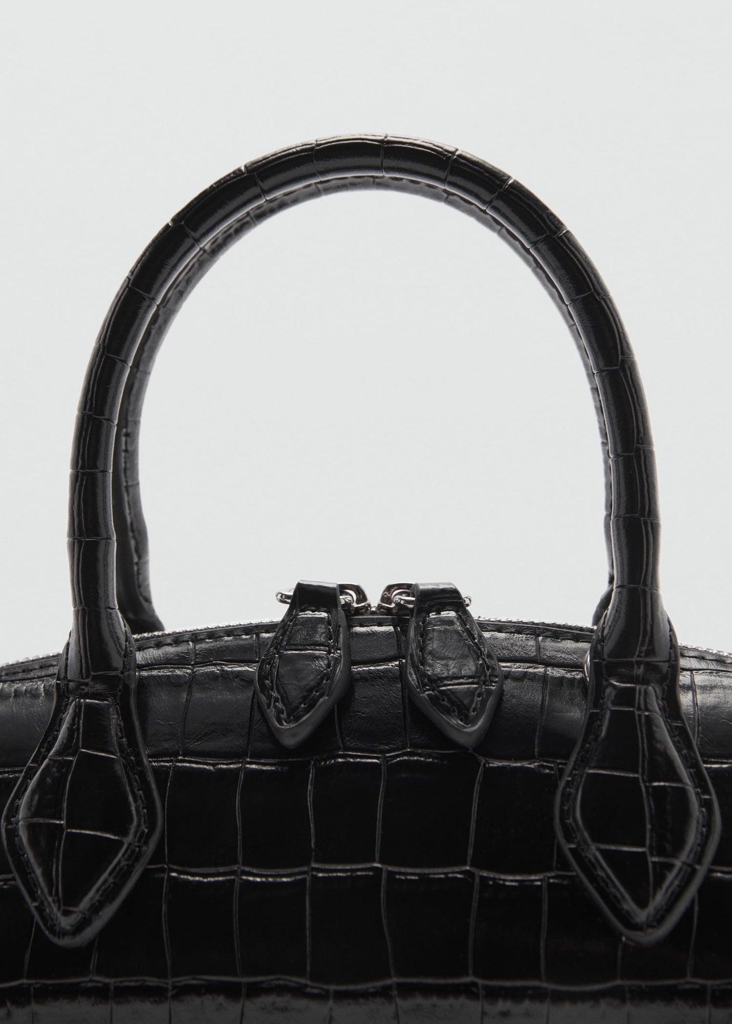 Croc-effect bag