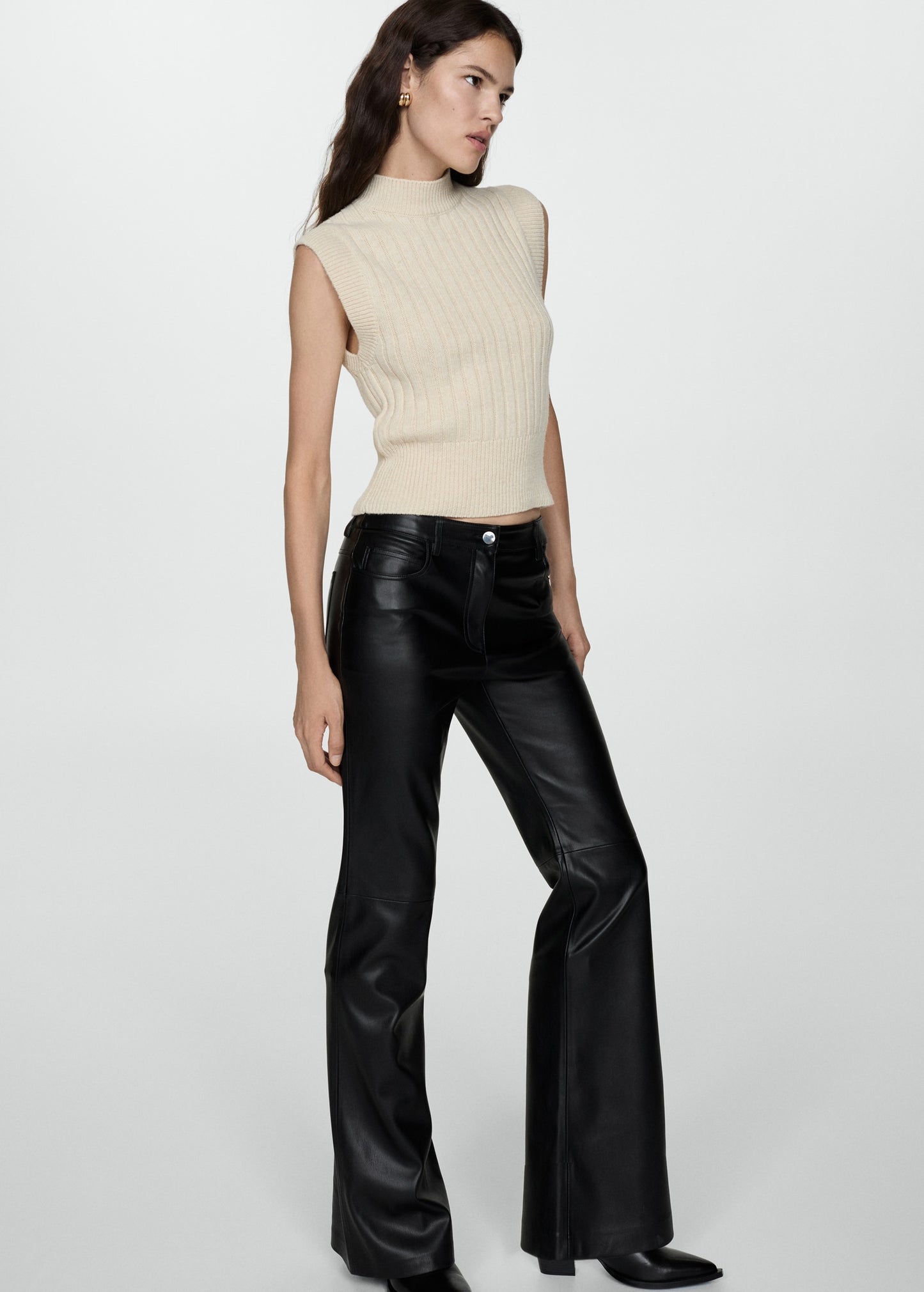Leather-effect skinny trousers