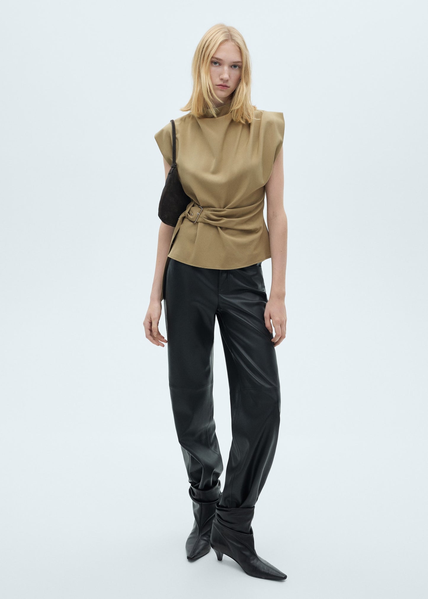 Blouse with shoulder pads and belt