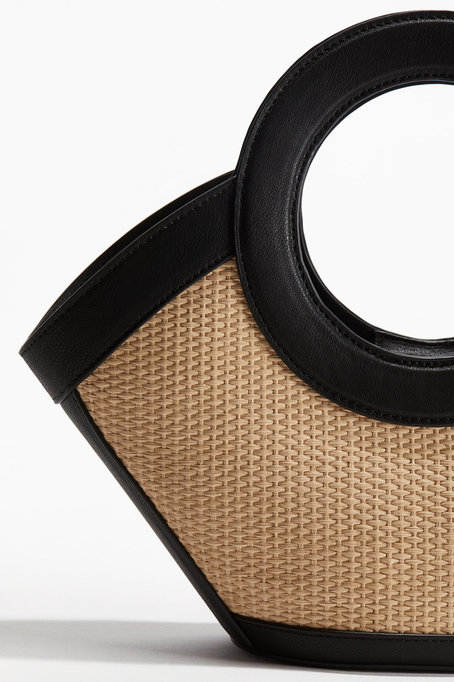 Coated-detail straw handbag