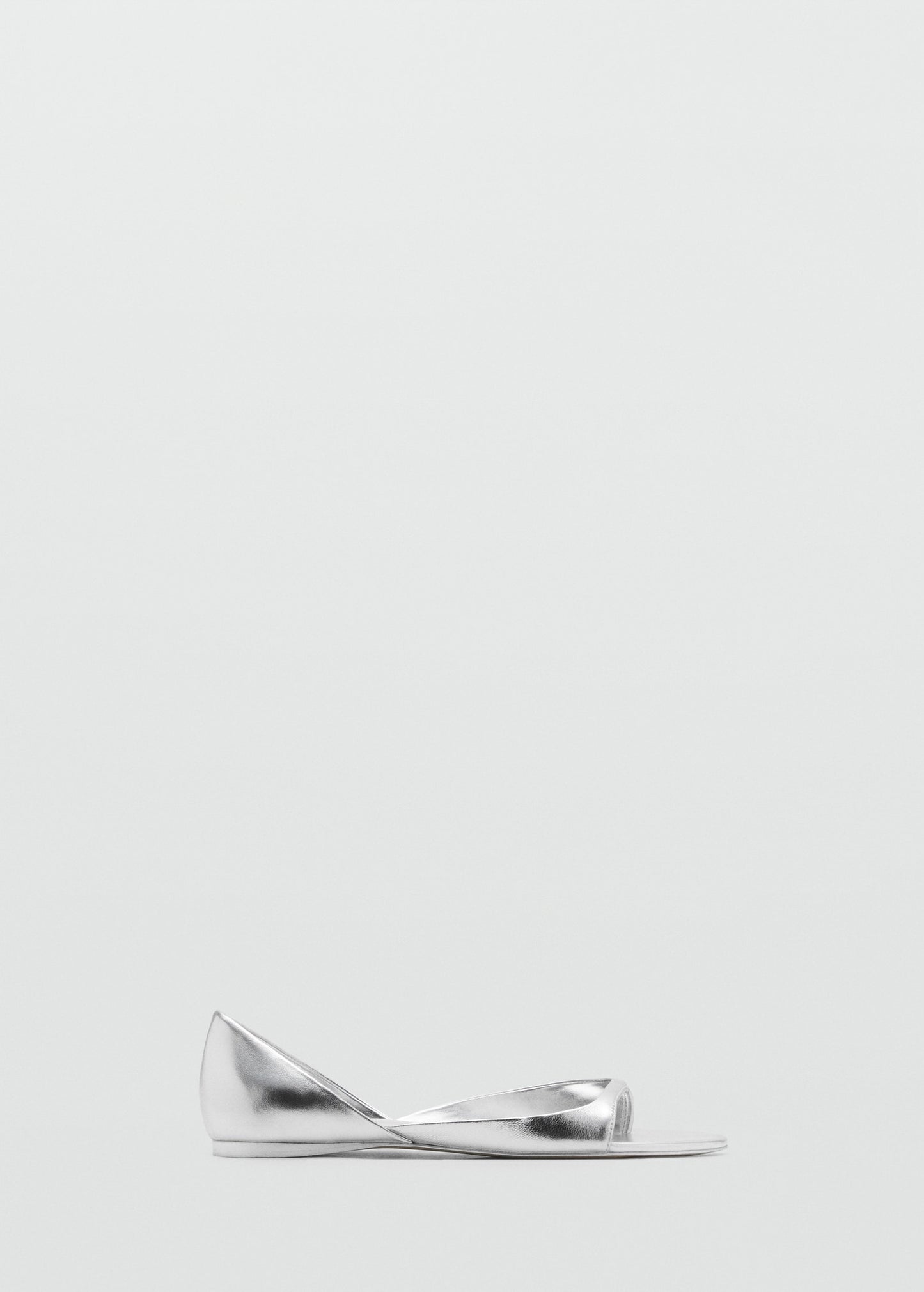 Metallic leather sandals