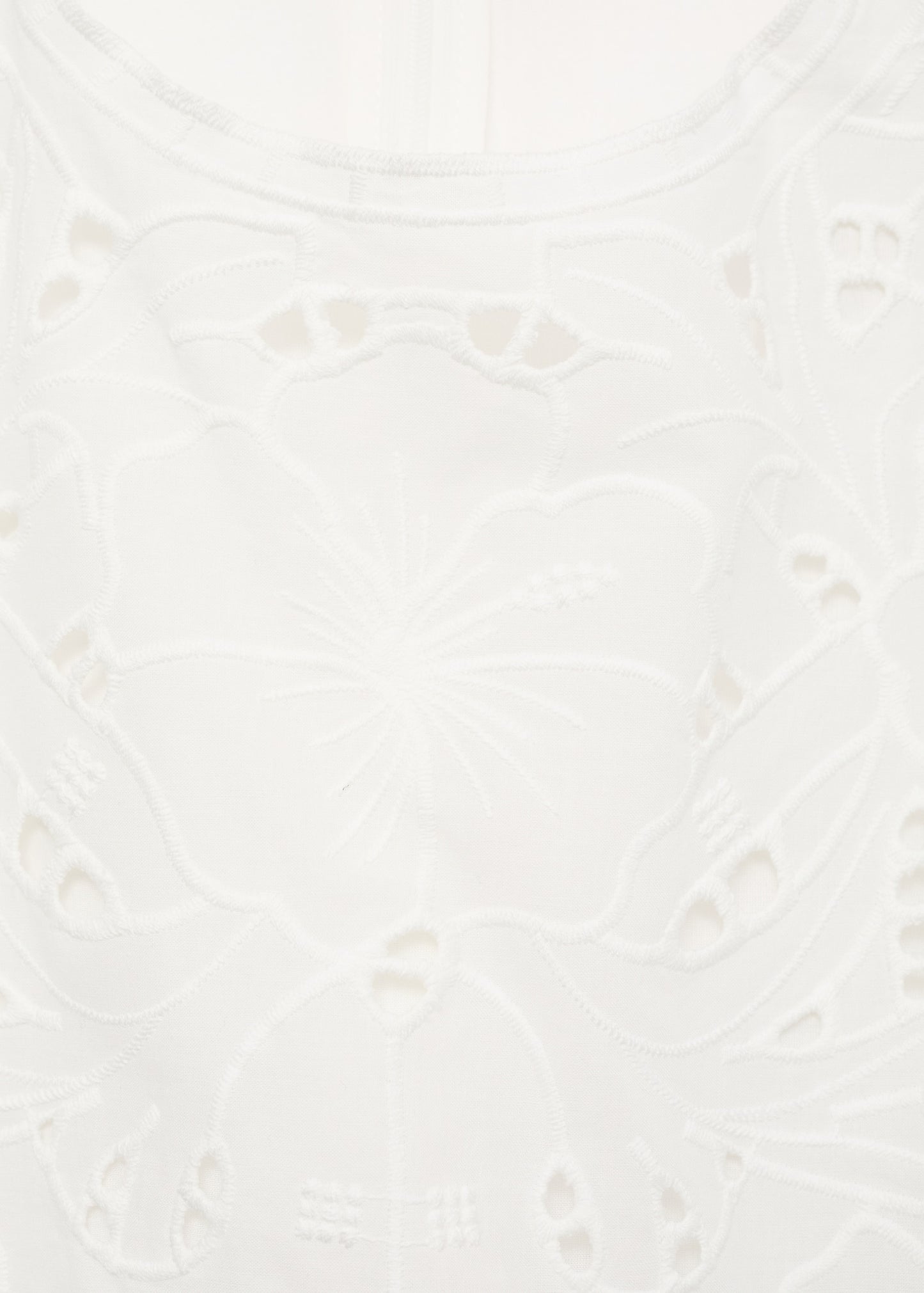 Embroidered dress with side slits