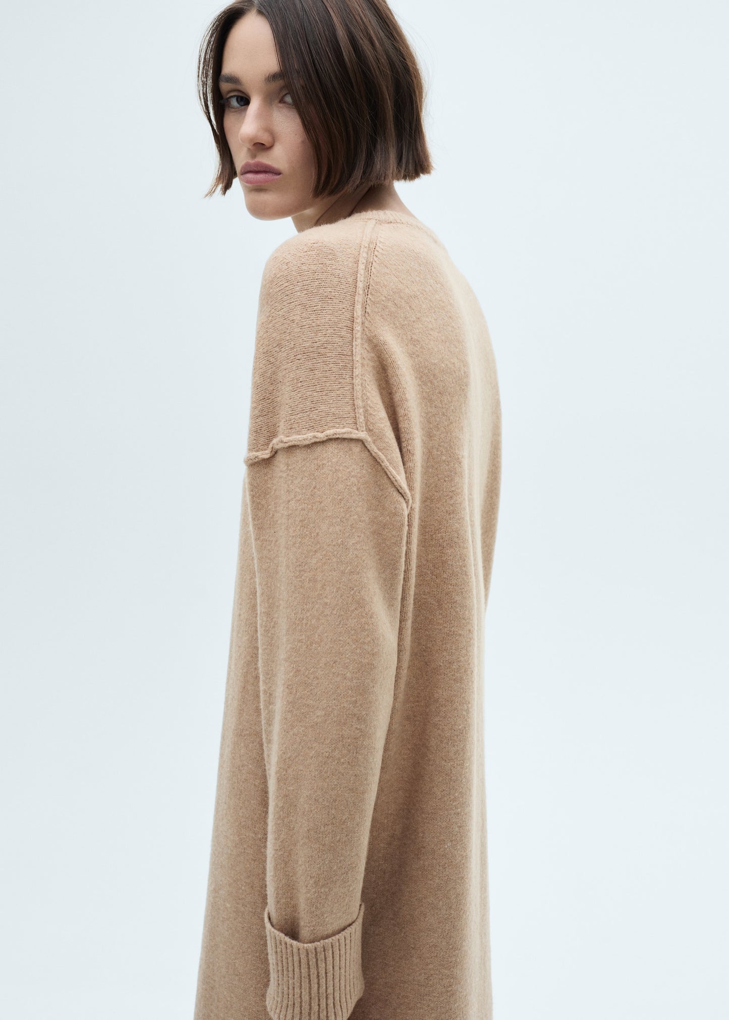 Knitted dress with ribbed finishes