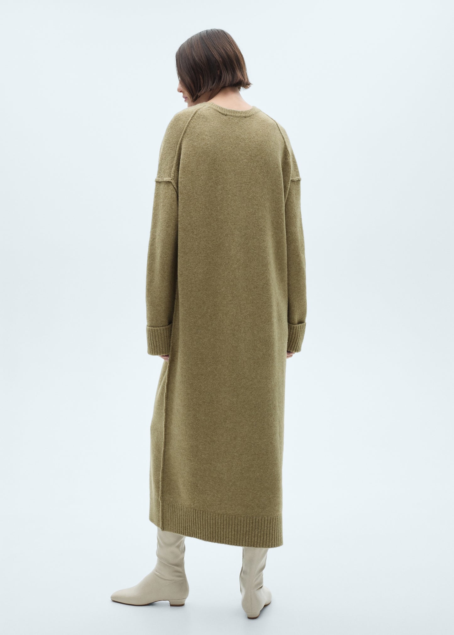 Knitted dress with ribbed finishes