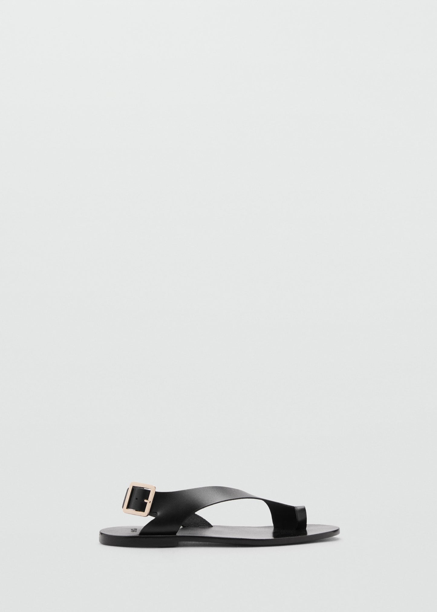 Leather sandals with cross strap