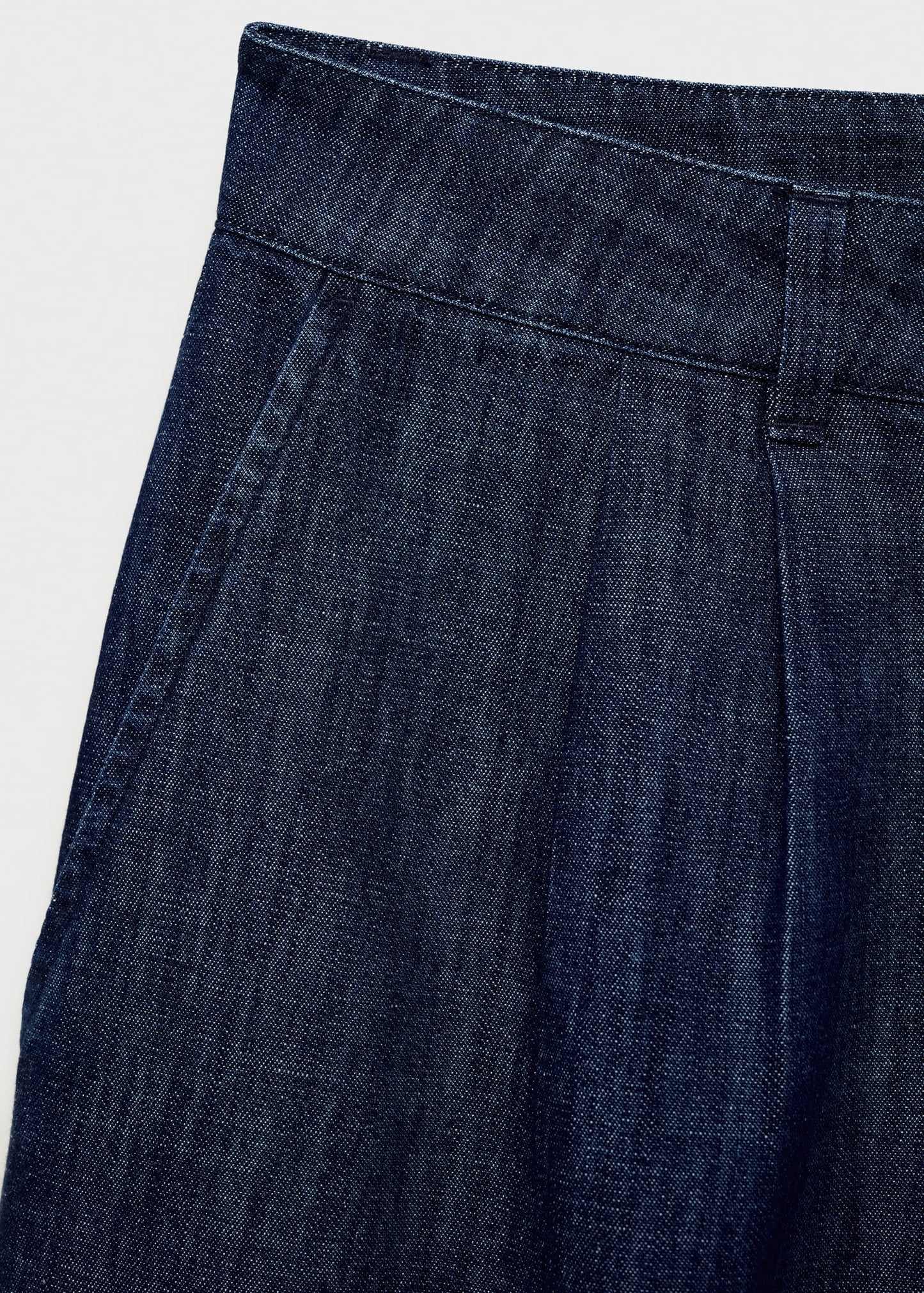 Rinse-wash denim bermuda shorts