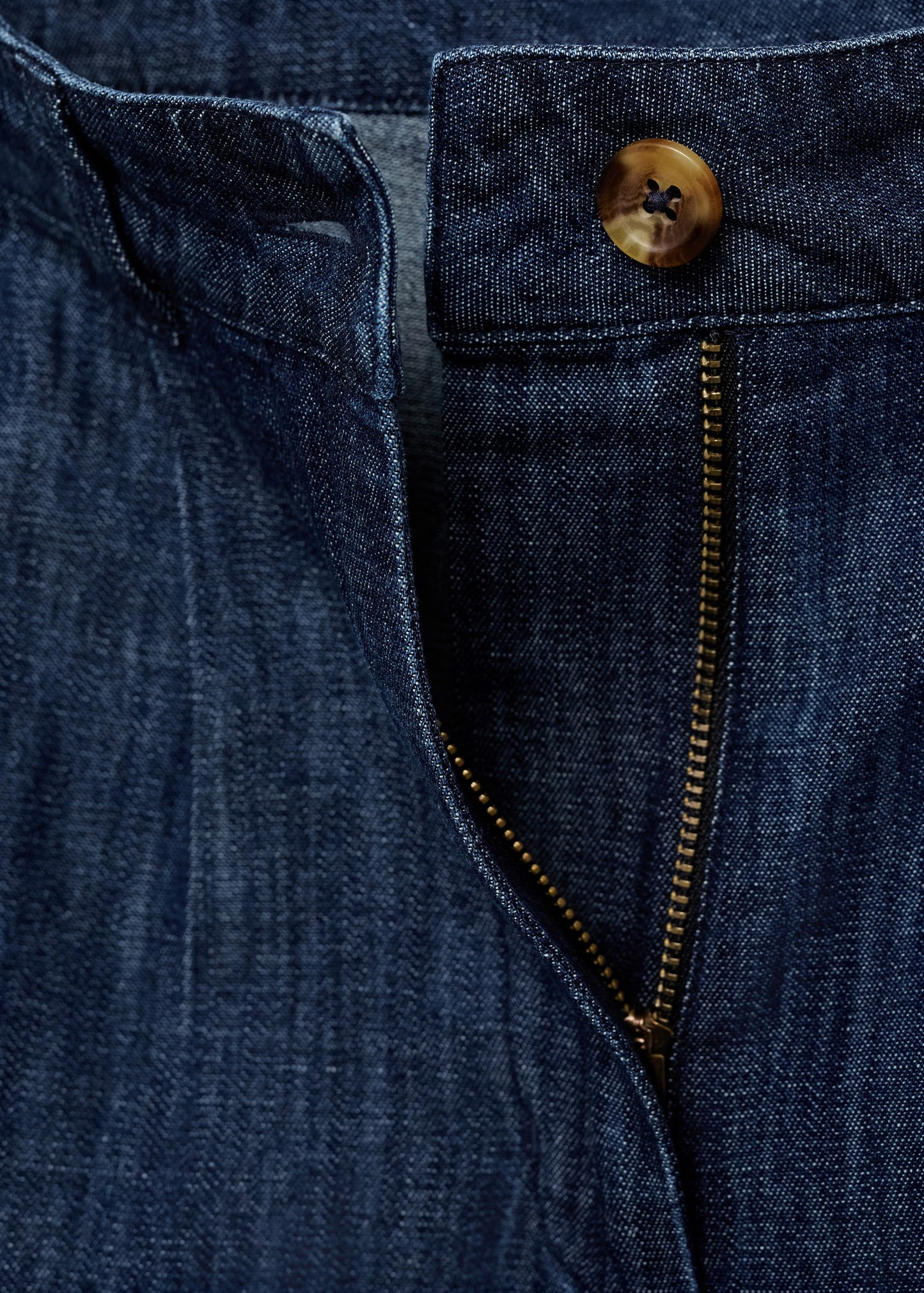 Rinse-wash denim bermuda shorts