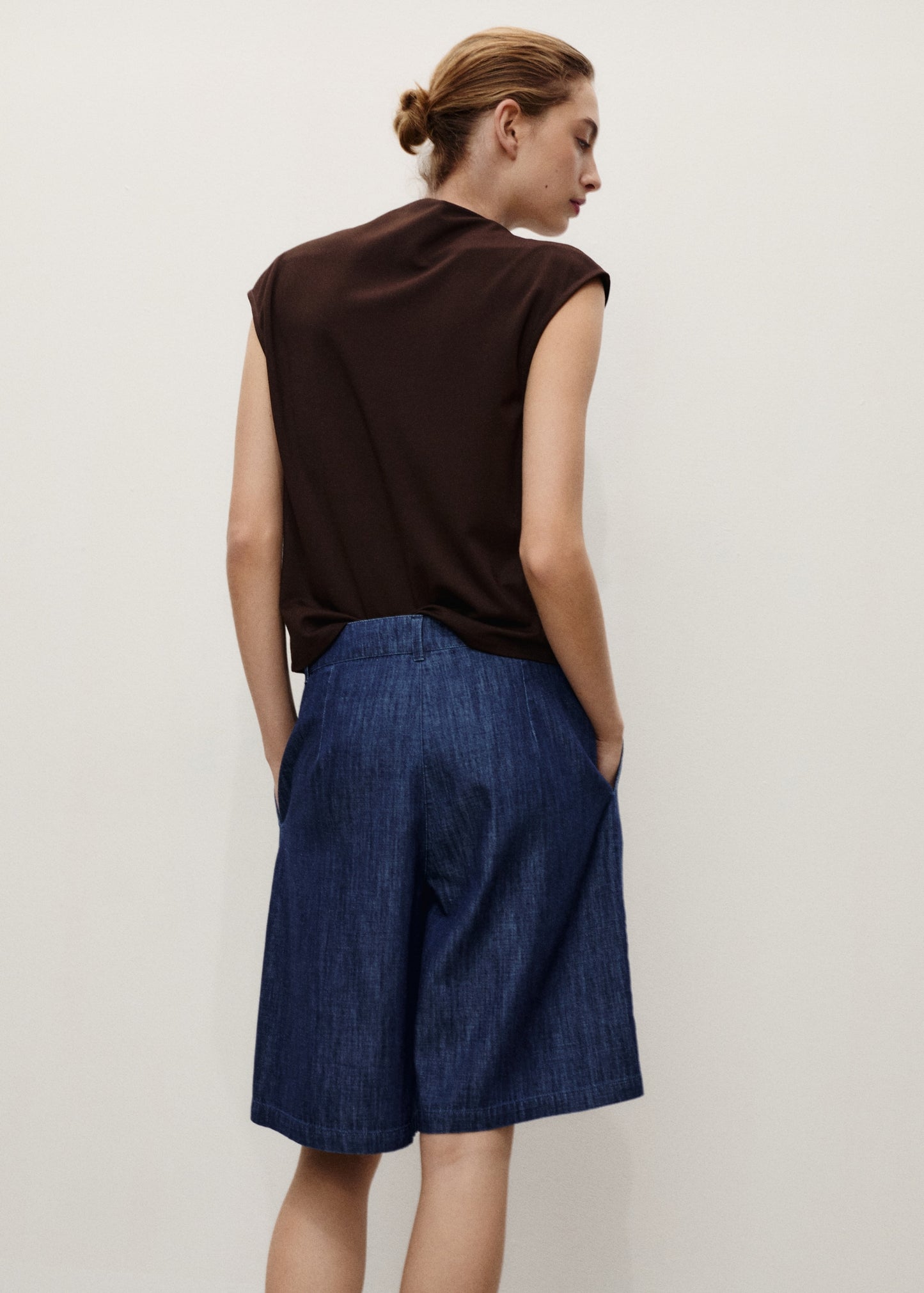 Rinse-wash denim bermuda shorts