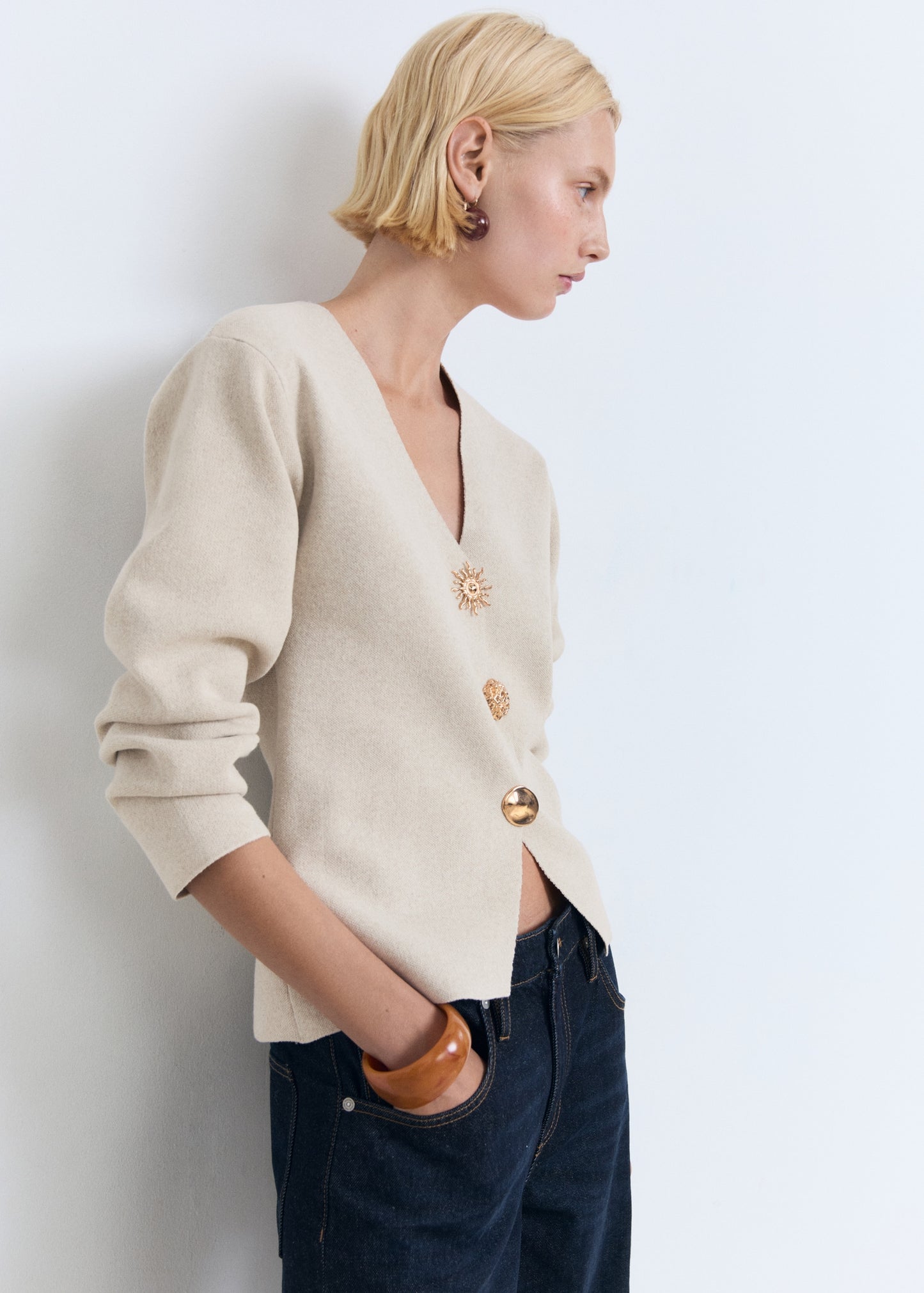 Fine knit jacket with jewel buttons