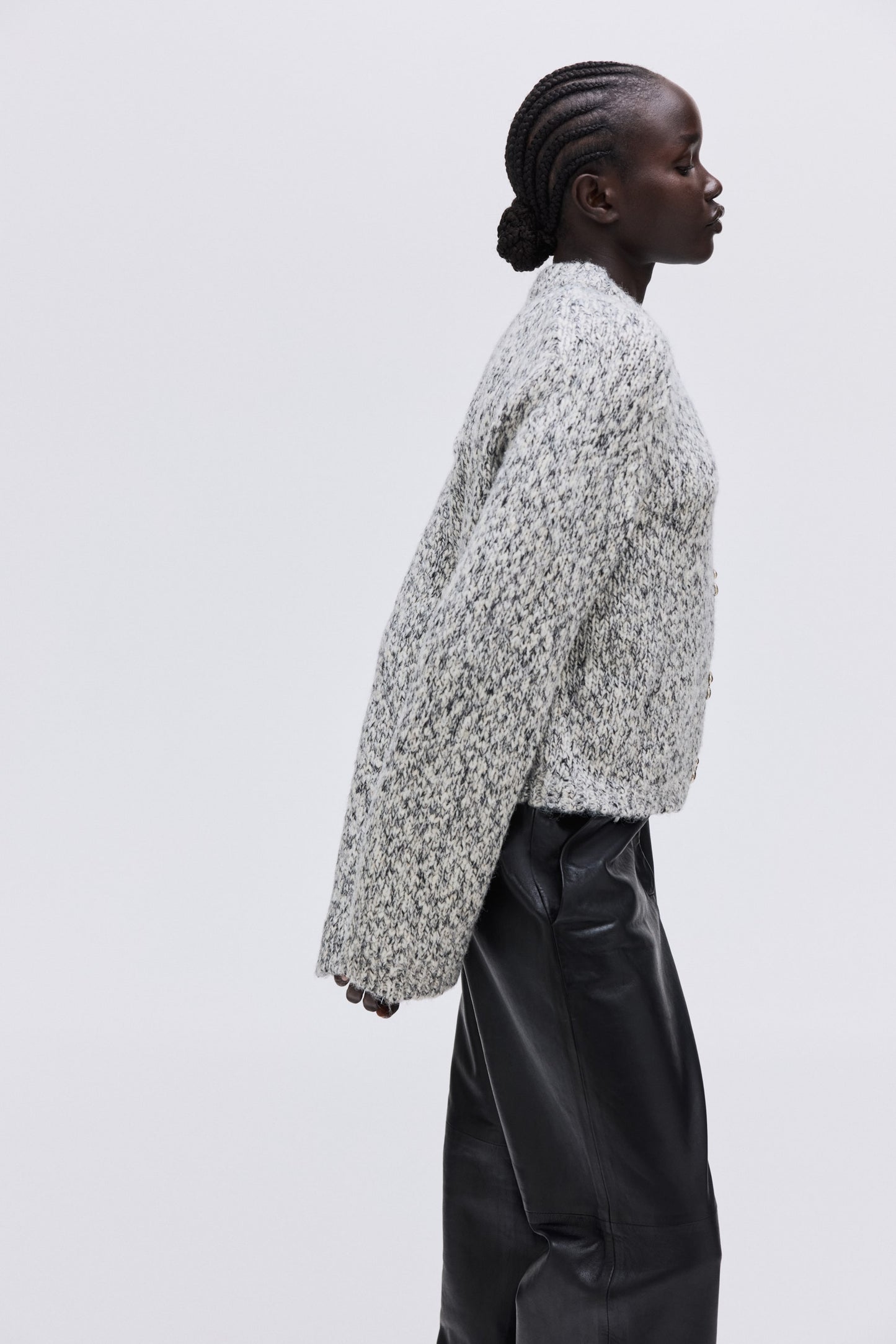 Short cardigan
