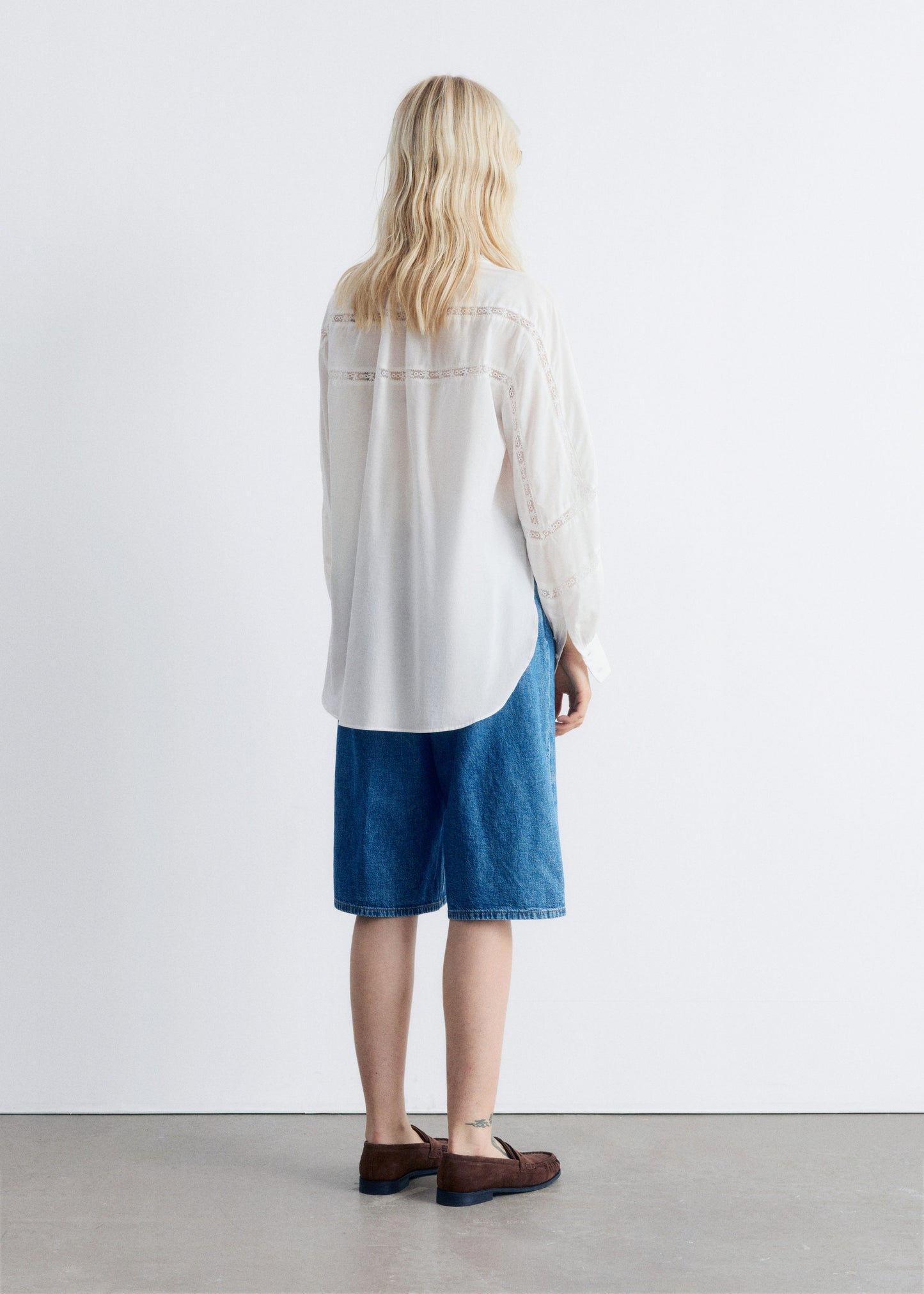 Voluminous Lace-trimmed Blouse
