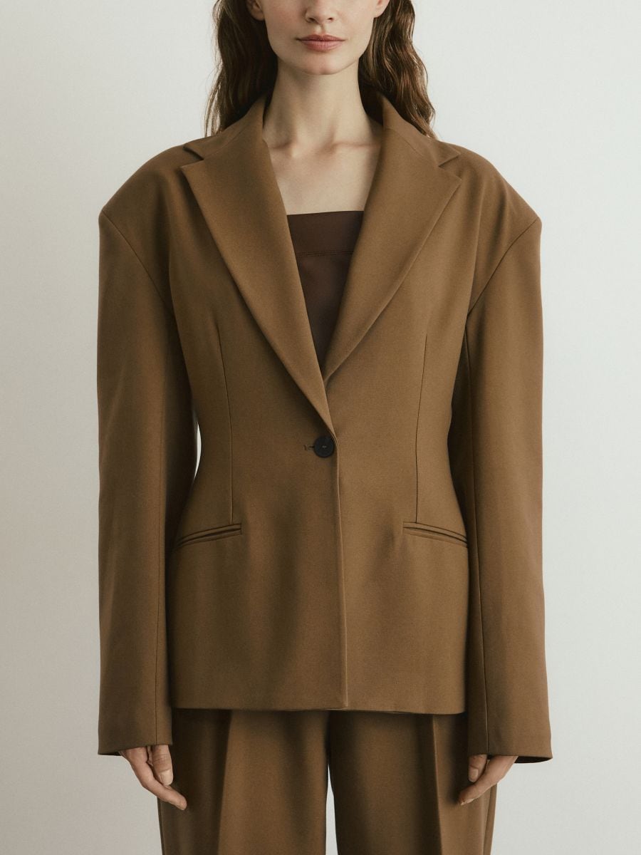 Waist-fitted blazer with viscose blend