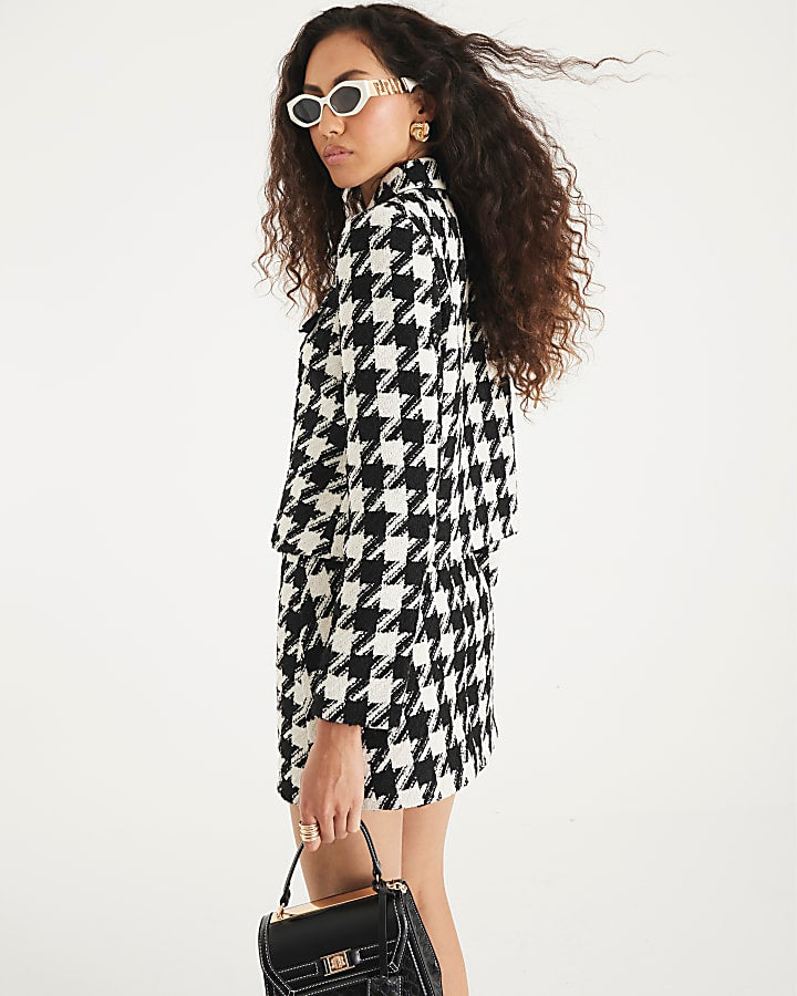 Black Boucle Dogtooth Cropped Jacket