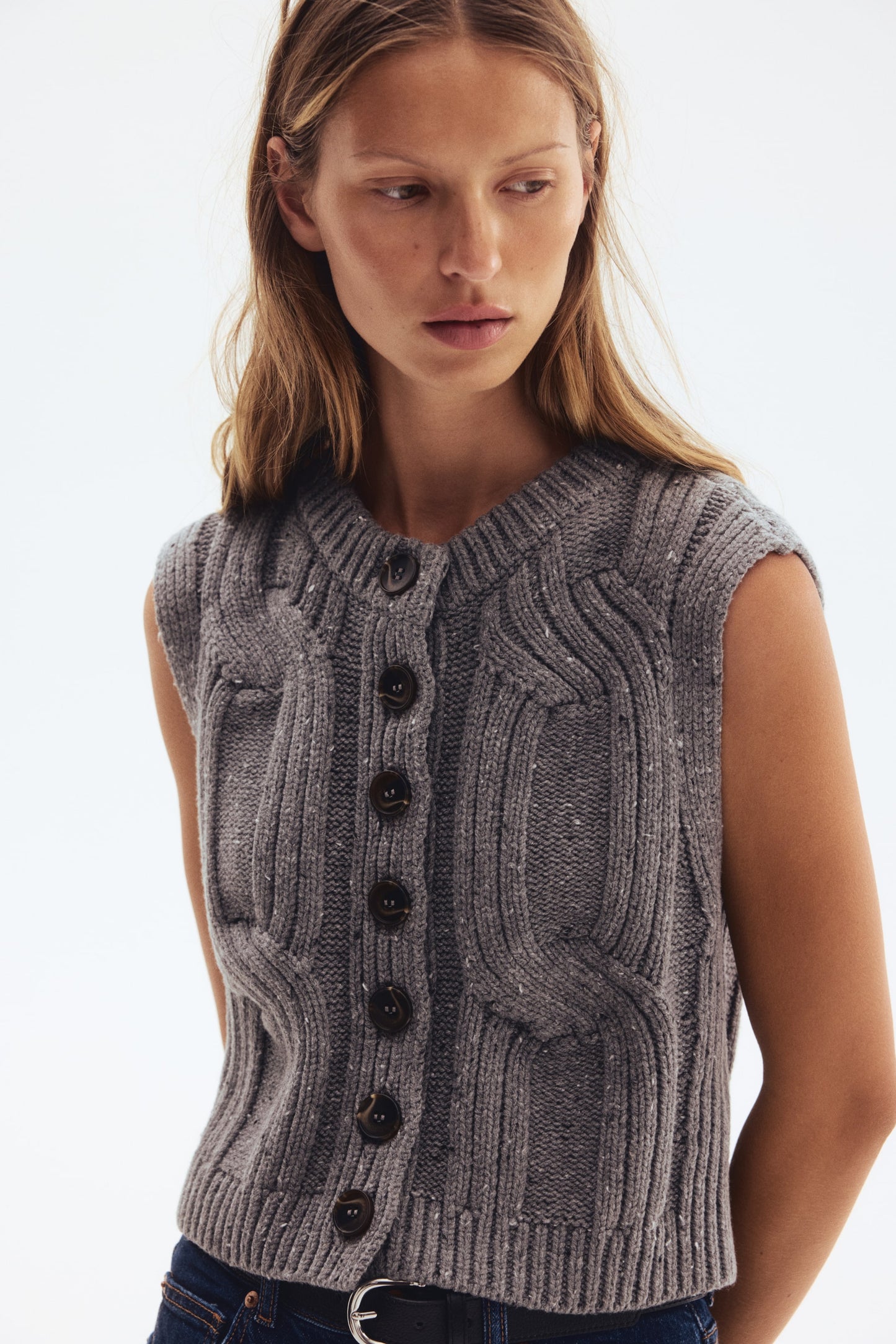 Cable-knit waistcoat