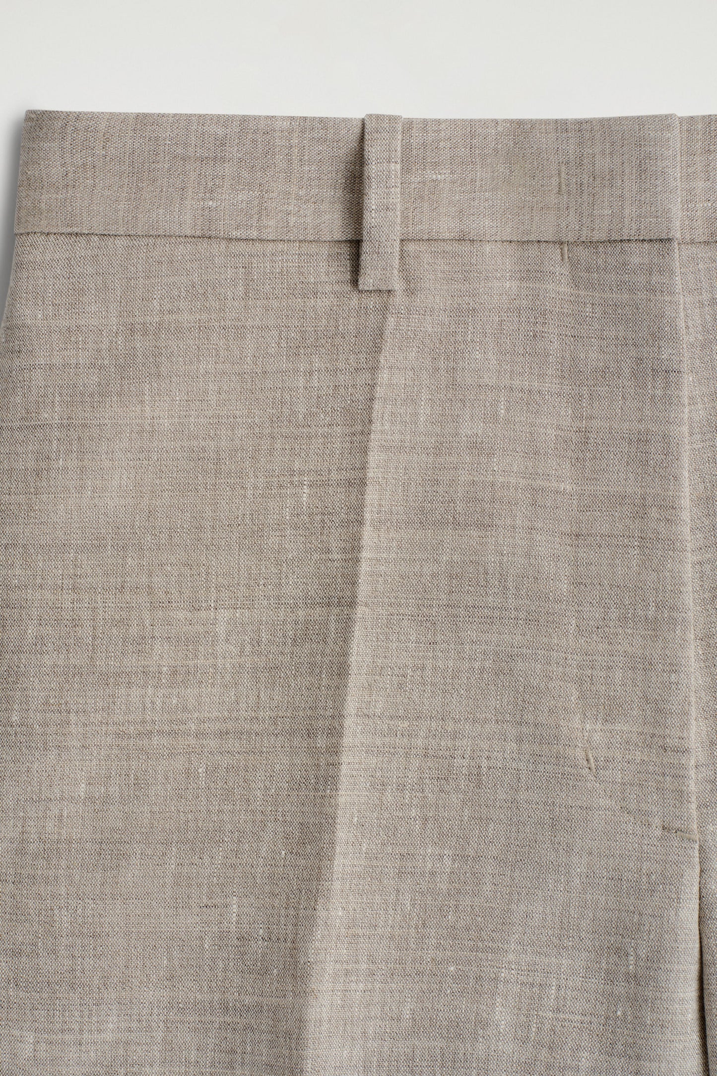 Tailored Linen Shorts
